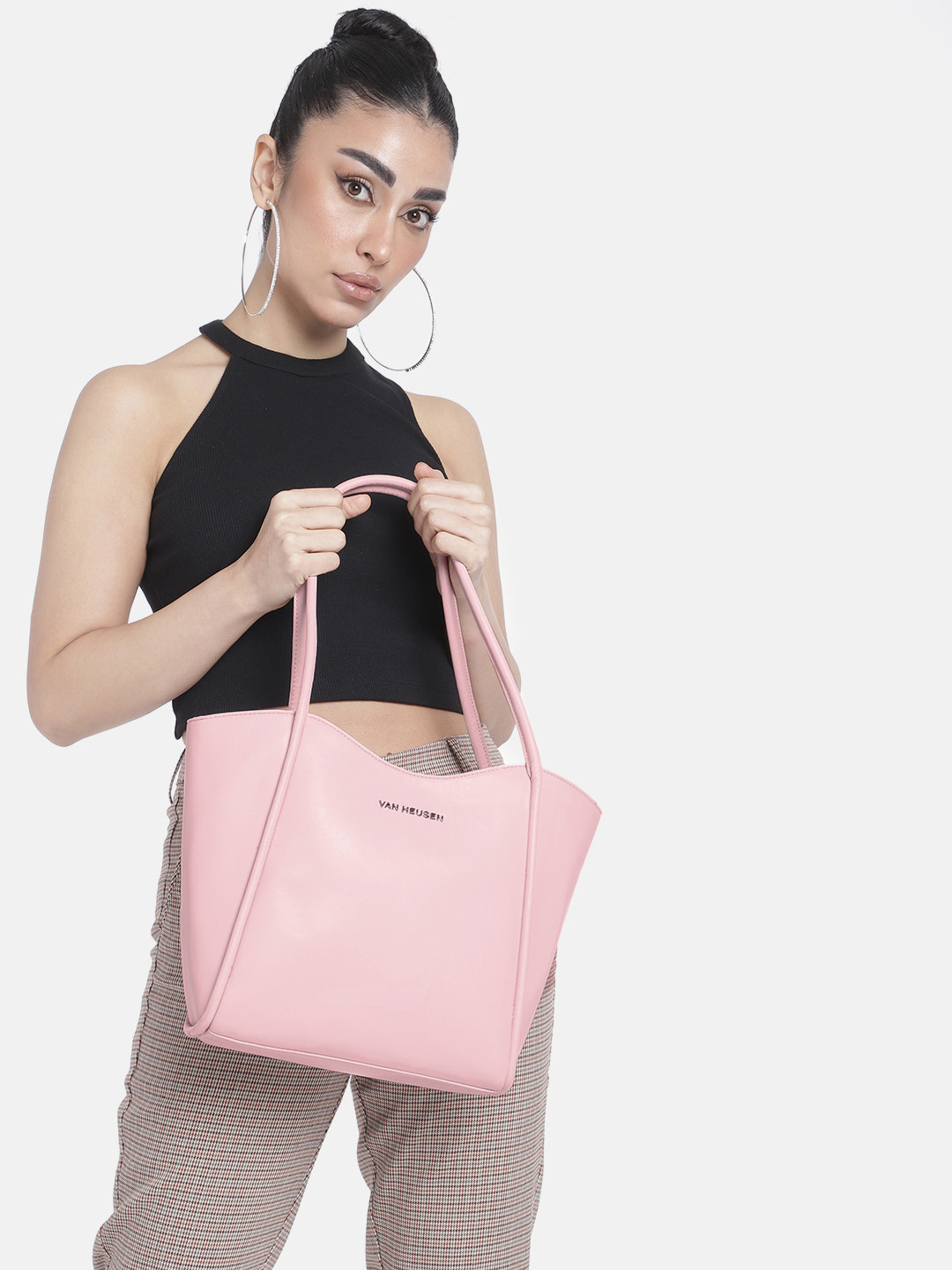 

Van Heusen Women Solid Shoulder Bag, Pink