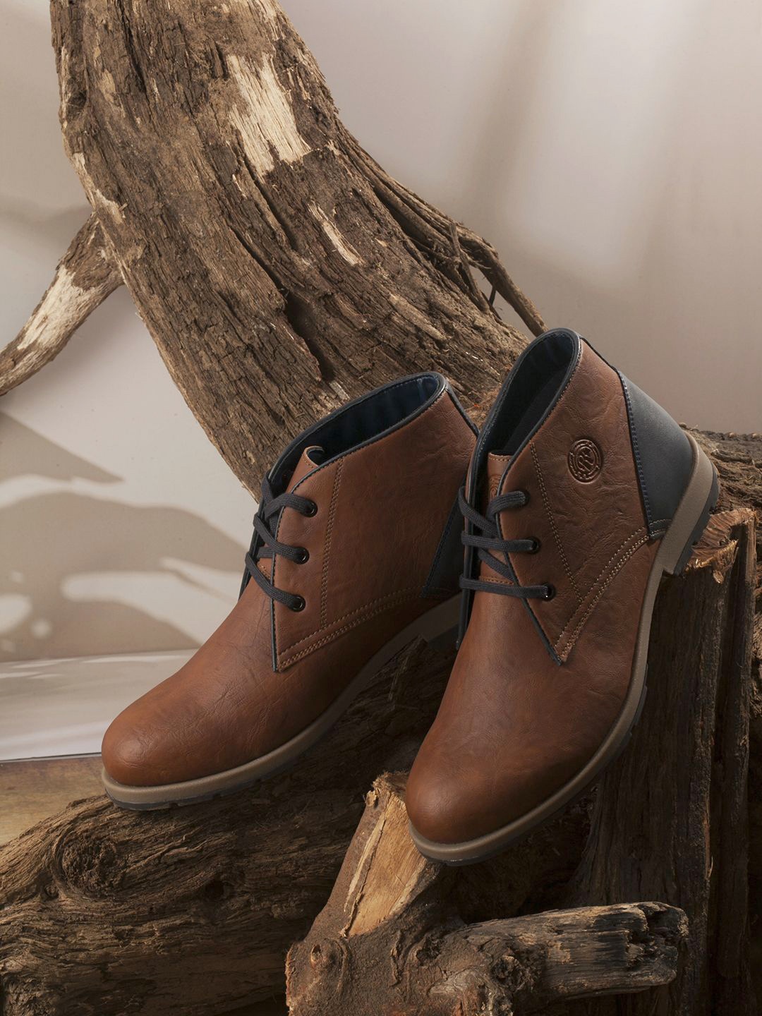 

The Roadster Lifestyle Co Men Lace Ups Regular Boots, Tan