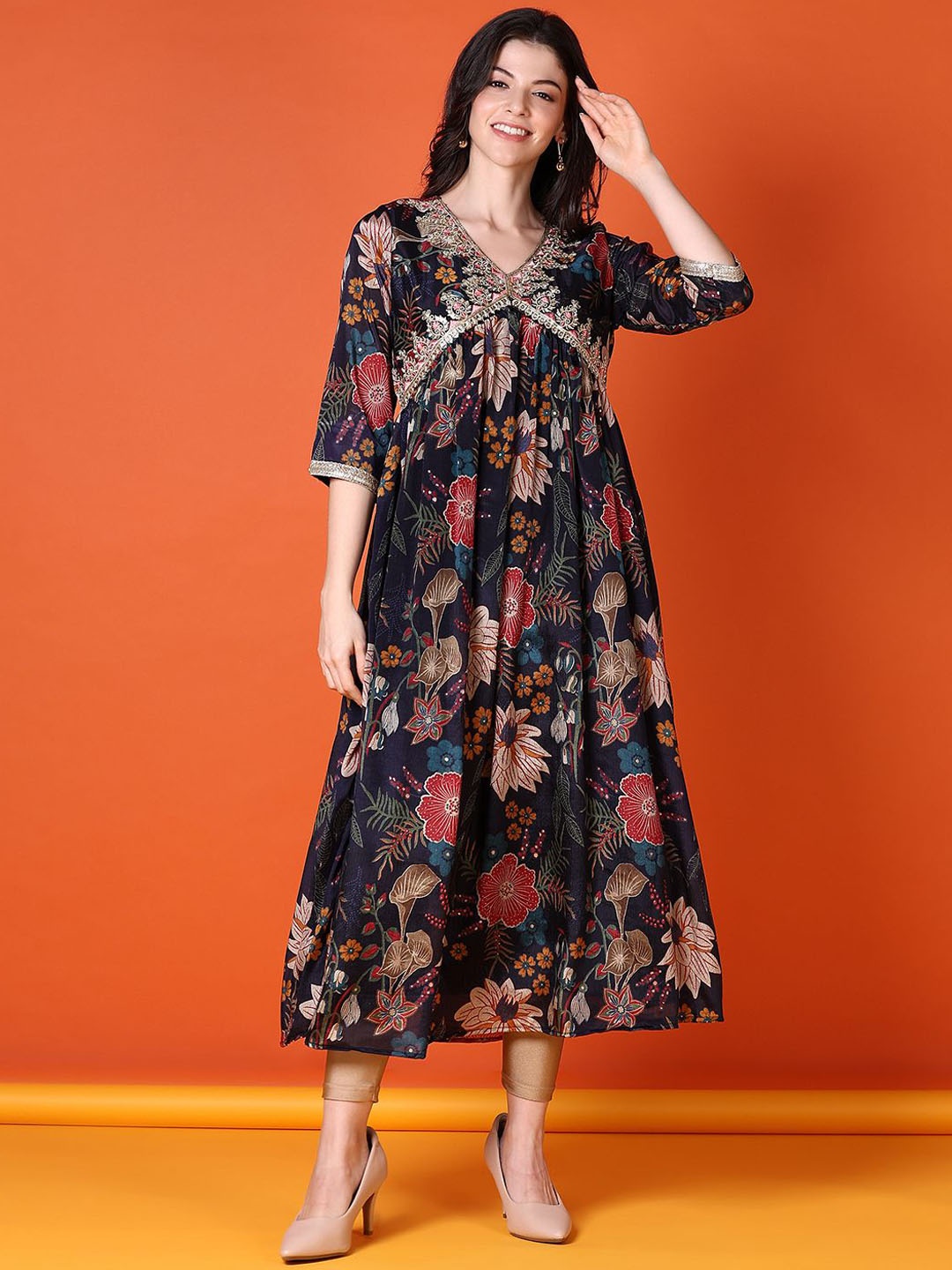 

V-Mart Floral Printed Thread Work Chiffon Anarkali Kurta, Navy blue