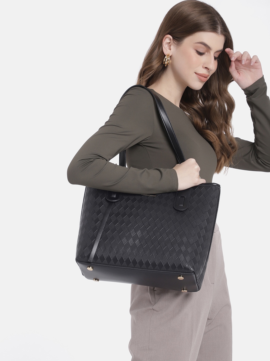 

Van Heusen Textured Structured Shoulder Bag, Black