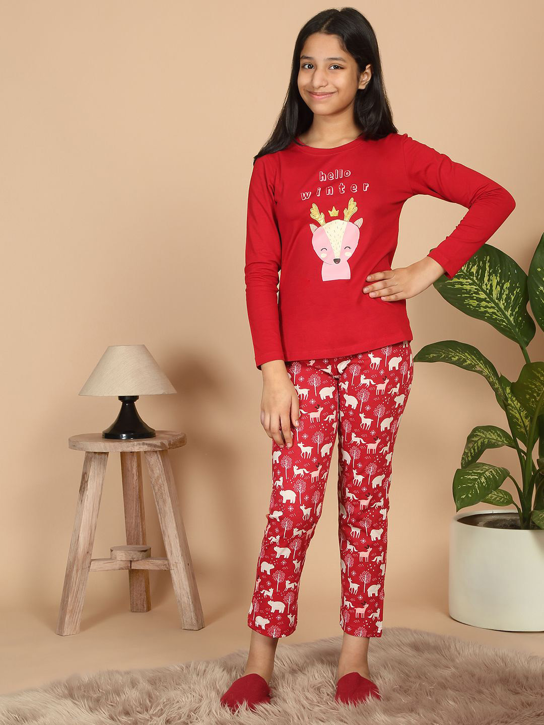 

Sweet Dreams Girls Graphic Printed Long Sleeves Night suits, Red