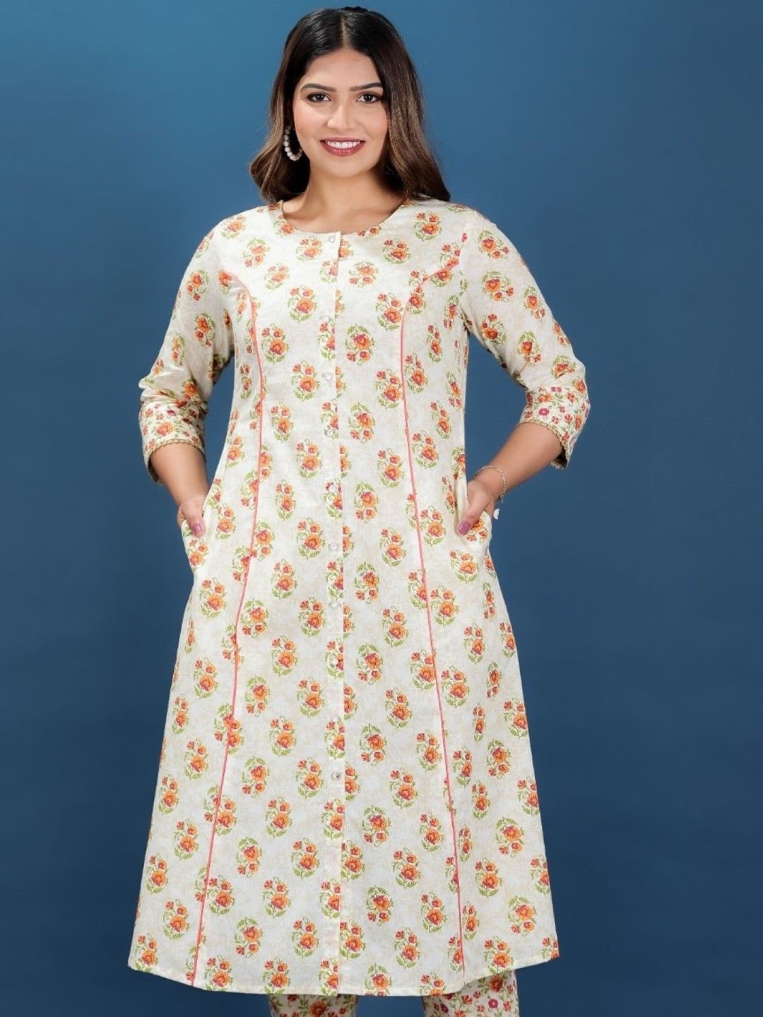 

Aramya Women Floral Printed Kurta, Beige