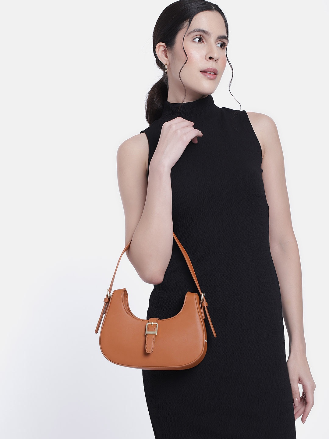 

Van Heusen Women Solid Hobo Bag, Tan