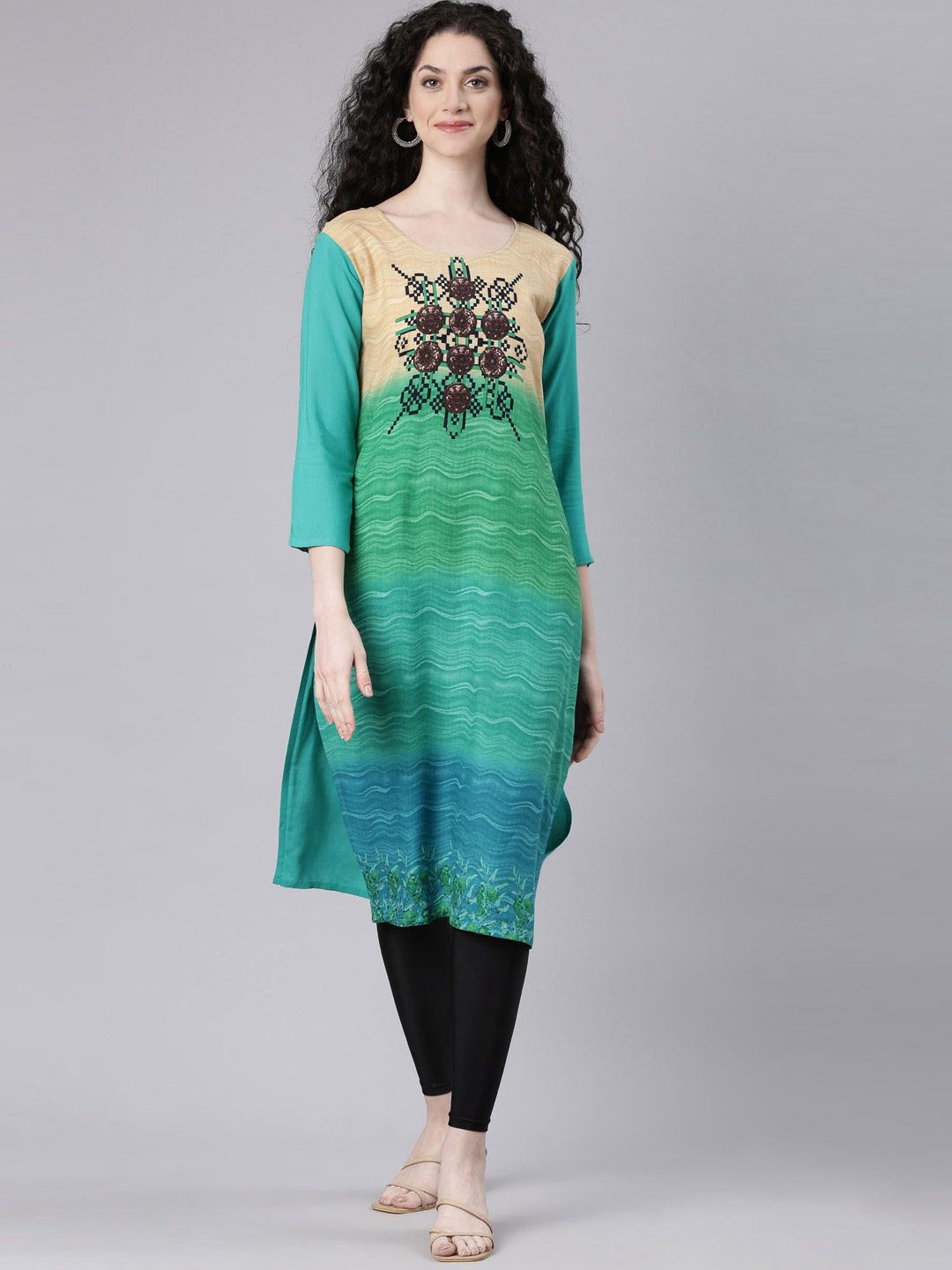

Souchii Abstract Printed Thread Work Round Neck Straight Kurta, Green
