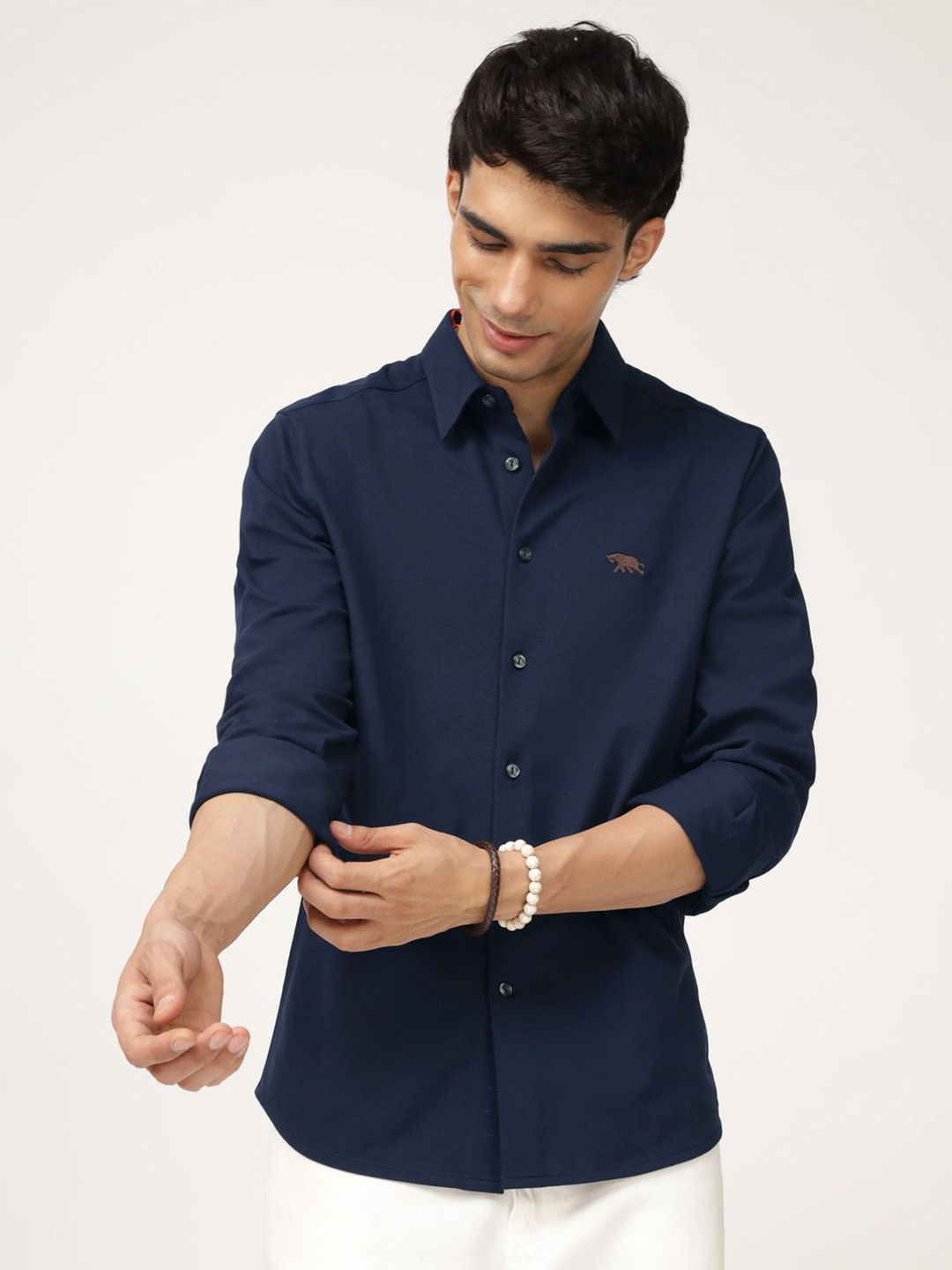 

Andamen Premium Fit Long Sleeves Cotton Casual Shirt, Navy blue