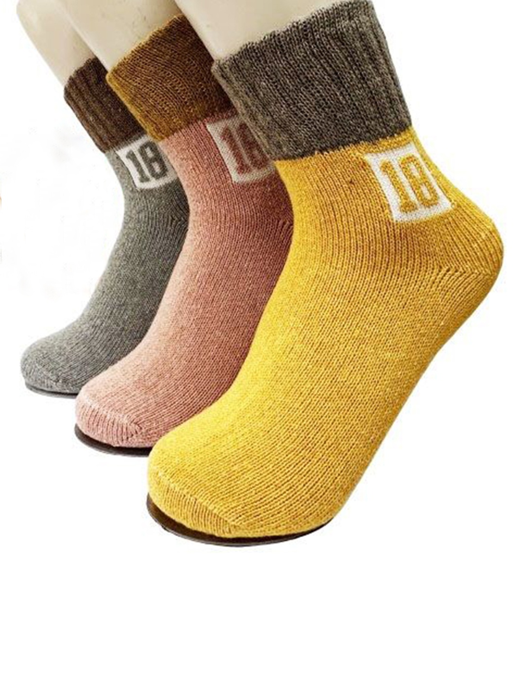 

Alexvyan Women Pack Of 3 Patterned Calf Length Socks, Peach