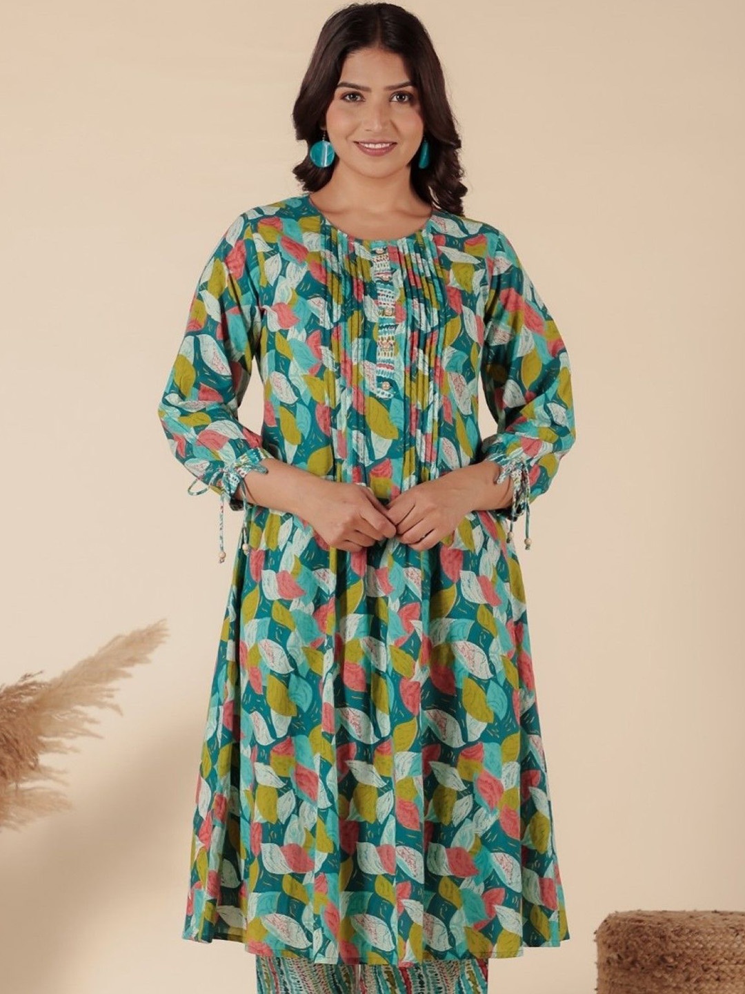

Aramya Women Printed Kurta, Green