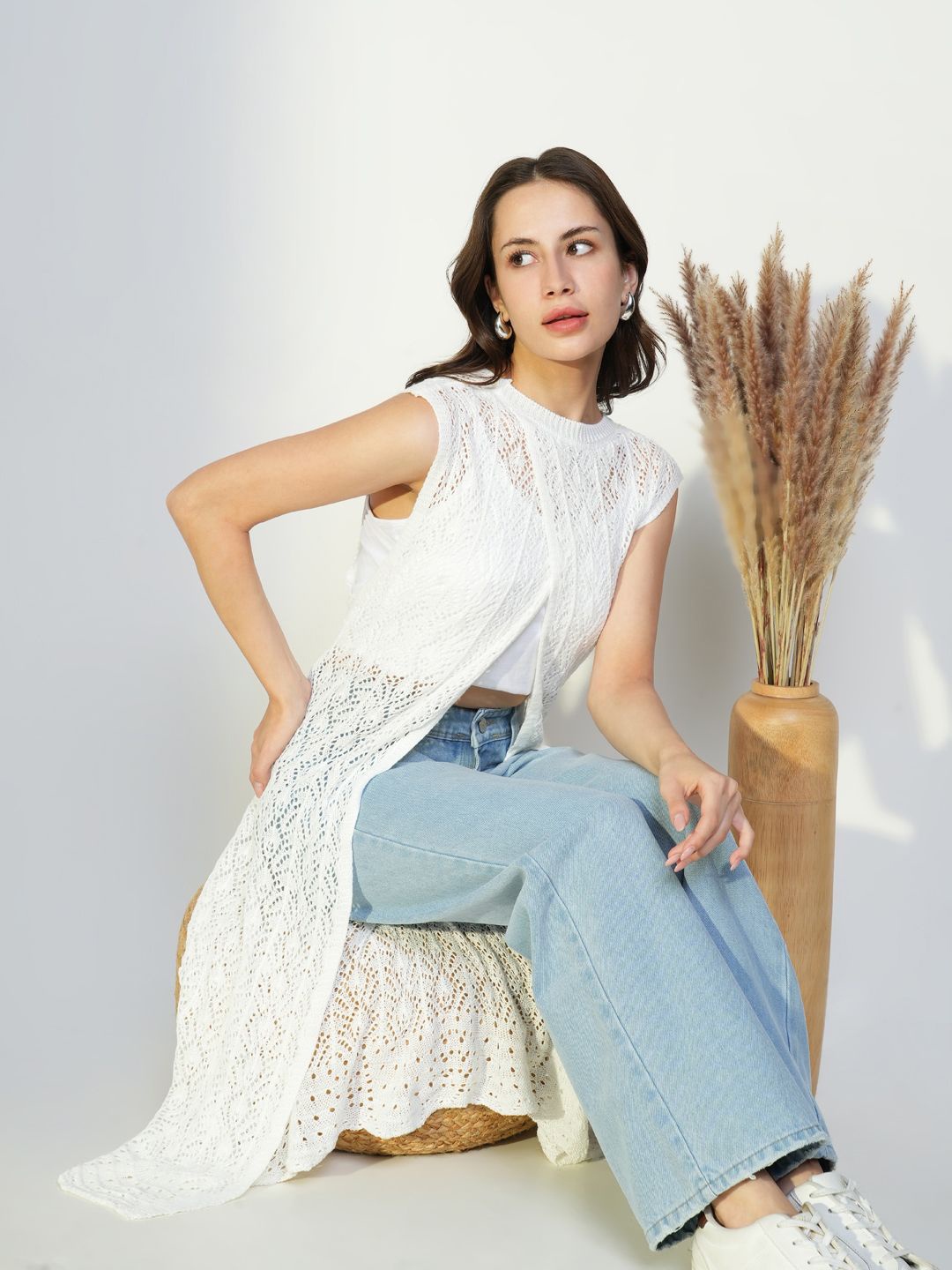 

SHOWOFF Self Design Longline Crochet Acrylic Open Front Shrug, White