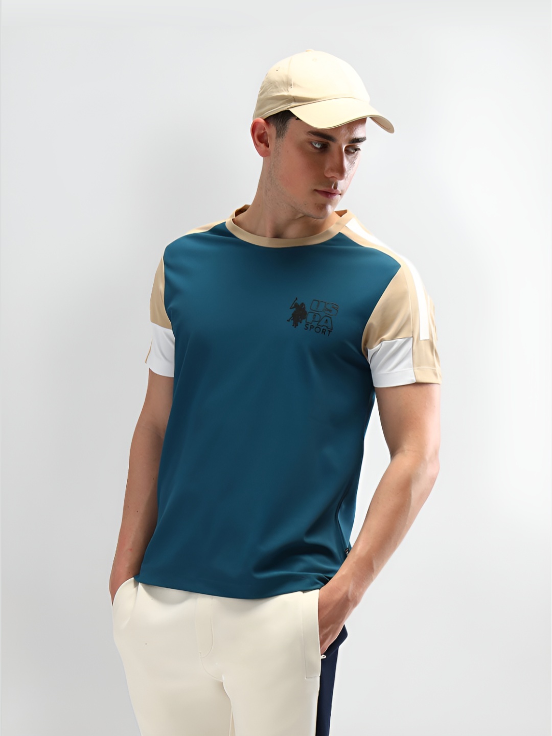 

U.S. Polo Assn. Colourblocked Brand Logo Detail Slim Fit T-shirt, Blue