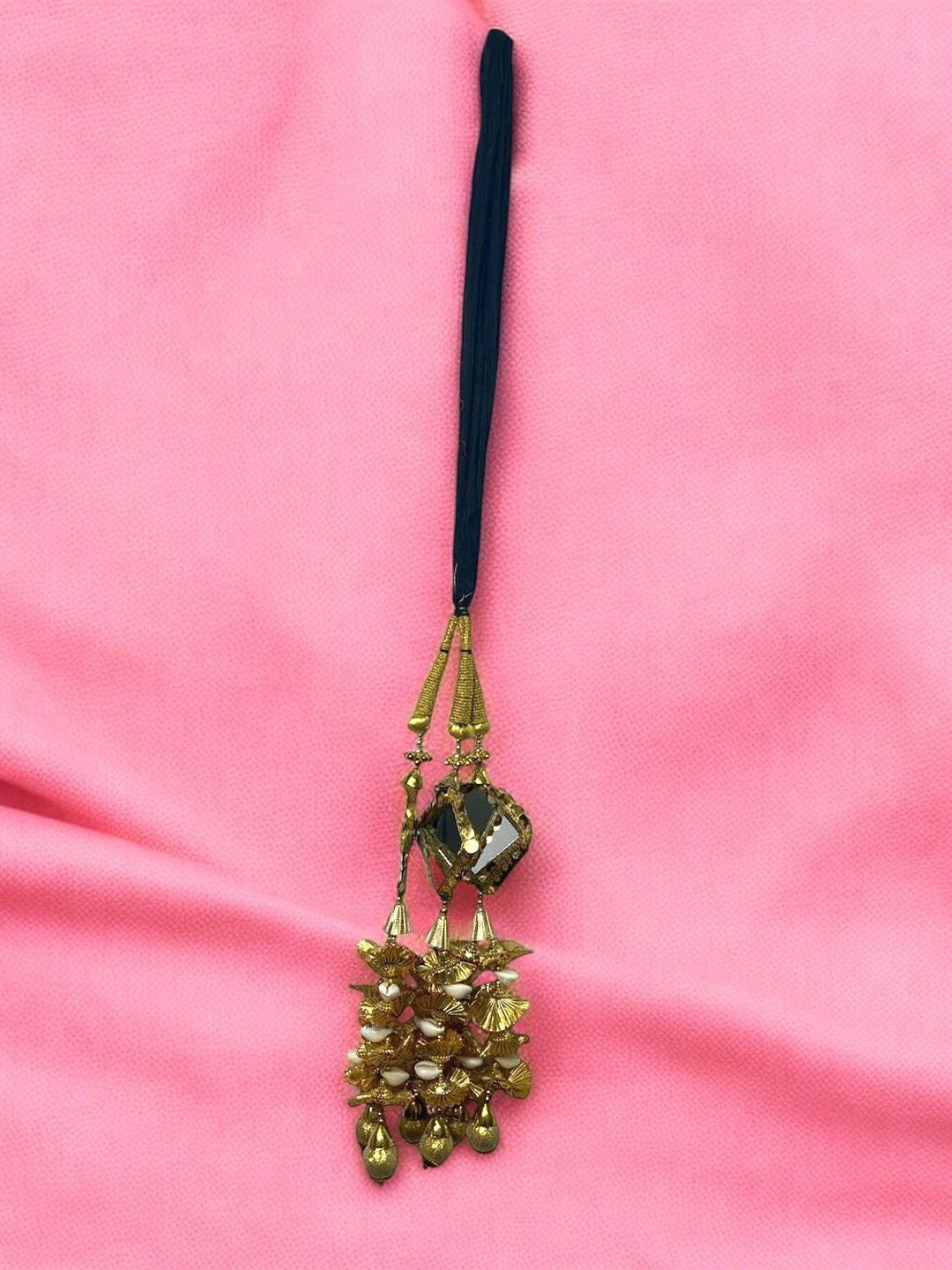 

VAGHBHATT Women Hair Accessory Set of, Gold