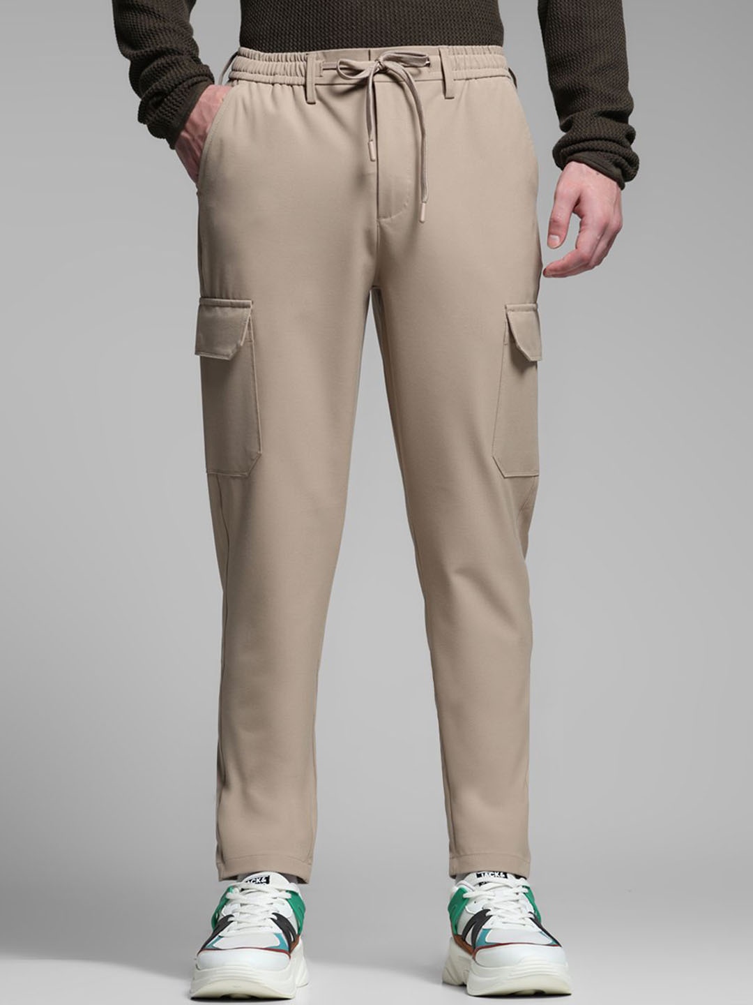 

Jack & Jones Men High-Rise Cargos Trousers, Beige