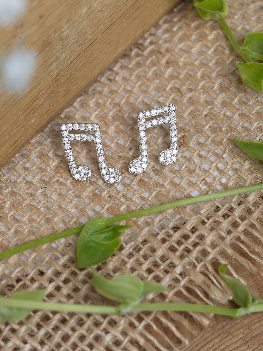 

TOUCH925 Contemporary Studs Earrings, Silver