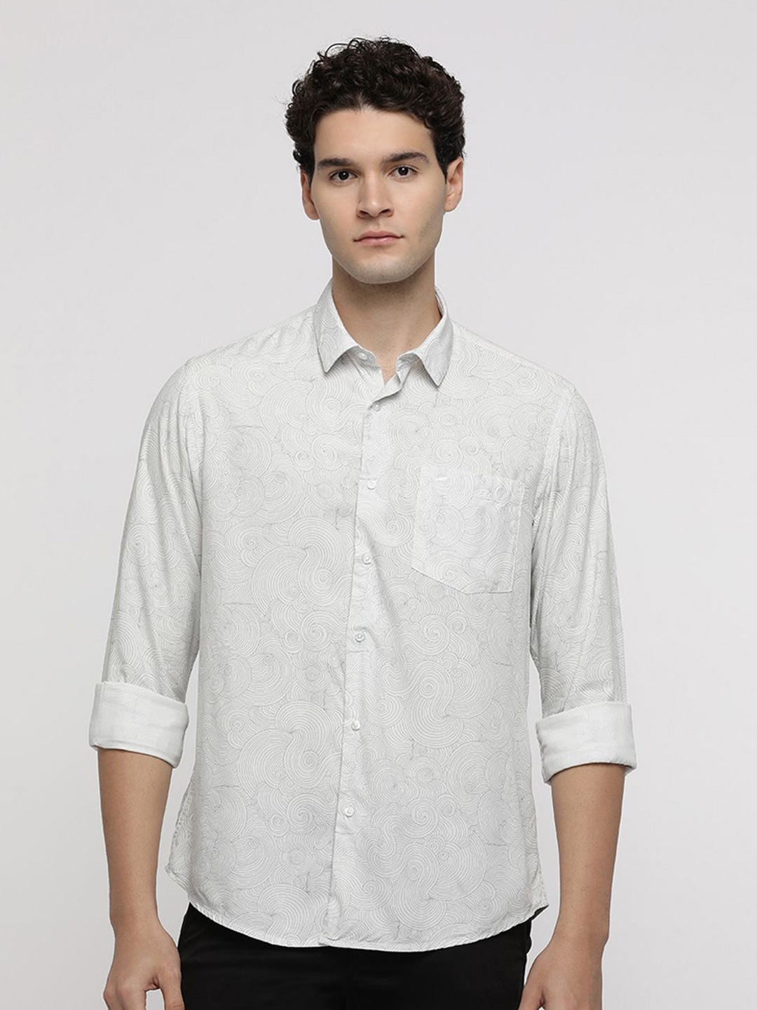 

Crocodile Men Comfort Opaque Printed Casual Shirt, White