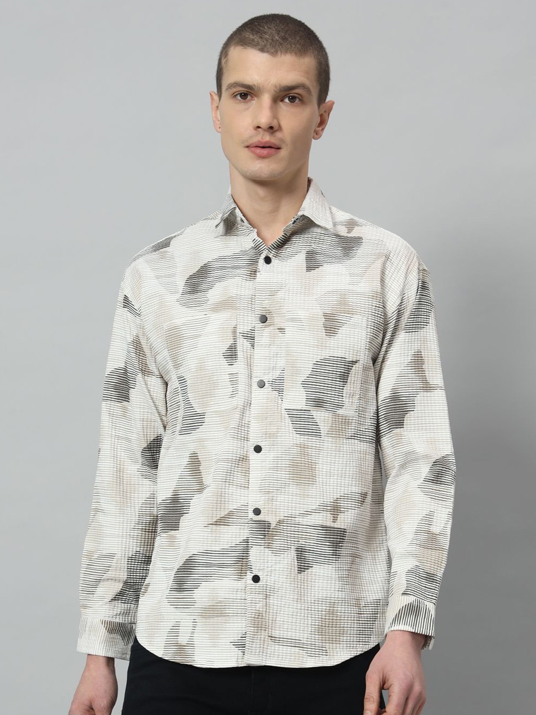 

ROCK AND ROLL Men Spread Collar Abstract Printed Shirt, Beige