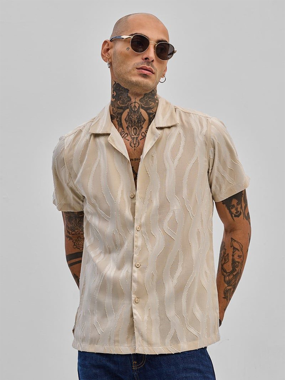

Snitch Men Smart Textured Slim Fit Printed Casual Shirt, Beige