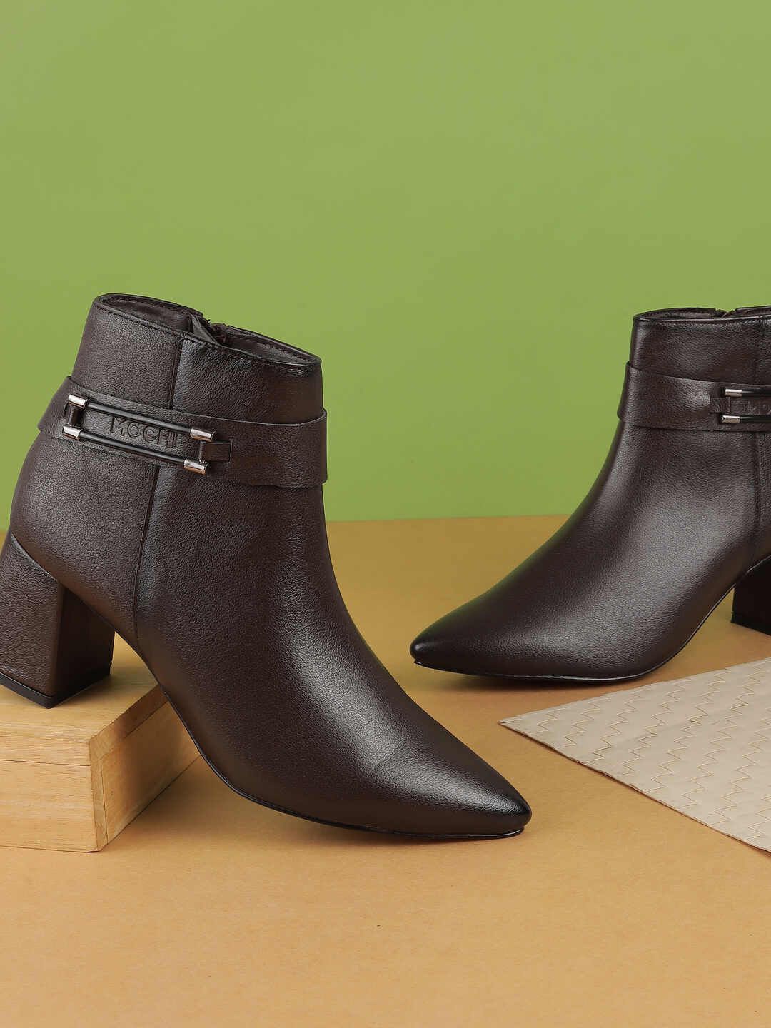 

Mochi Women Block Heeled Boots, Brown