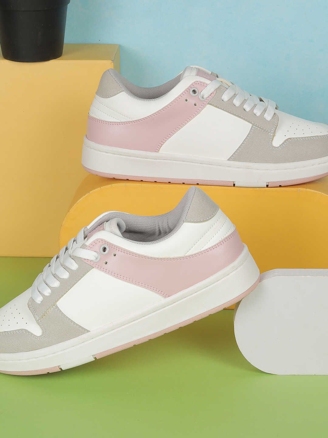 

Metro Women Colourblocked Lace-Ups Sneakers, Grey