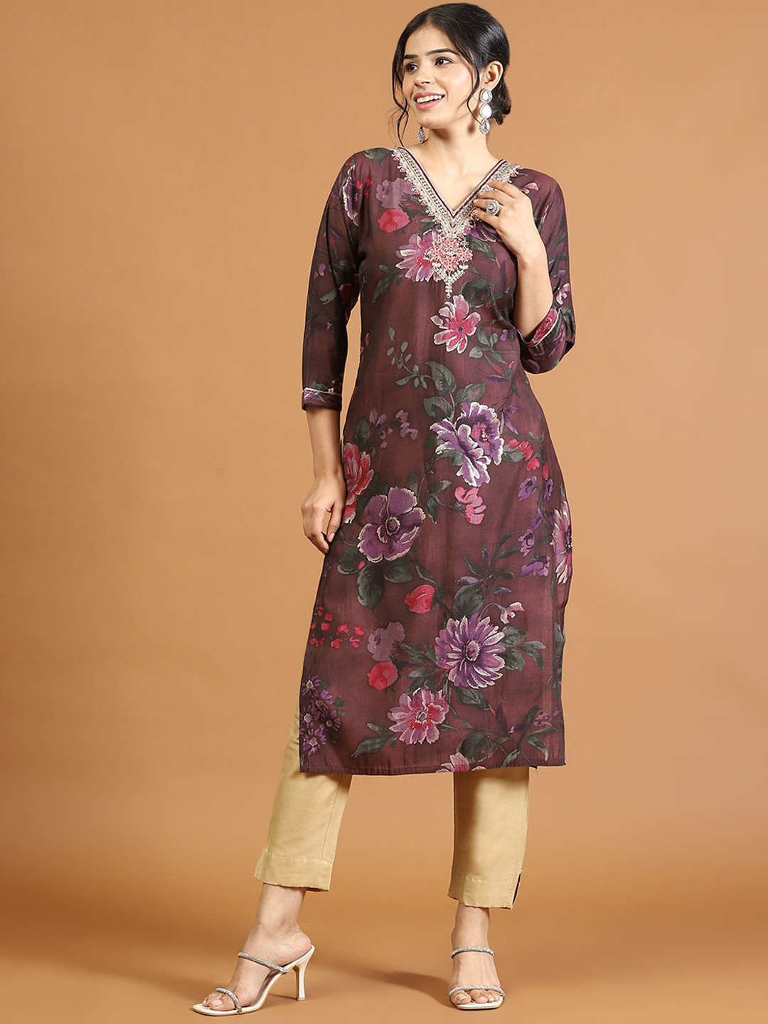

Meena Bazaar Floral Printed Sequinned Straight Kurta, Burgundy