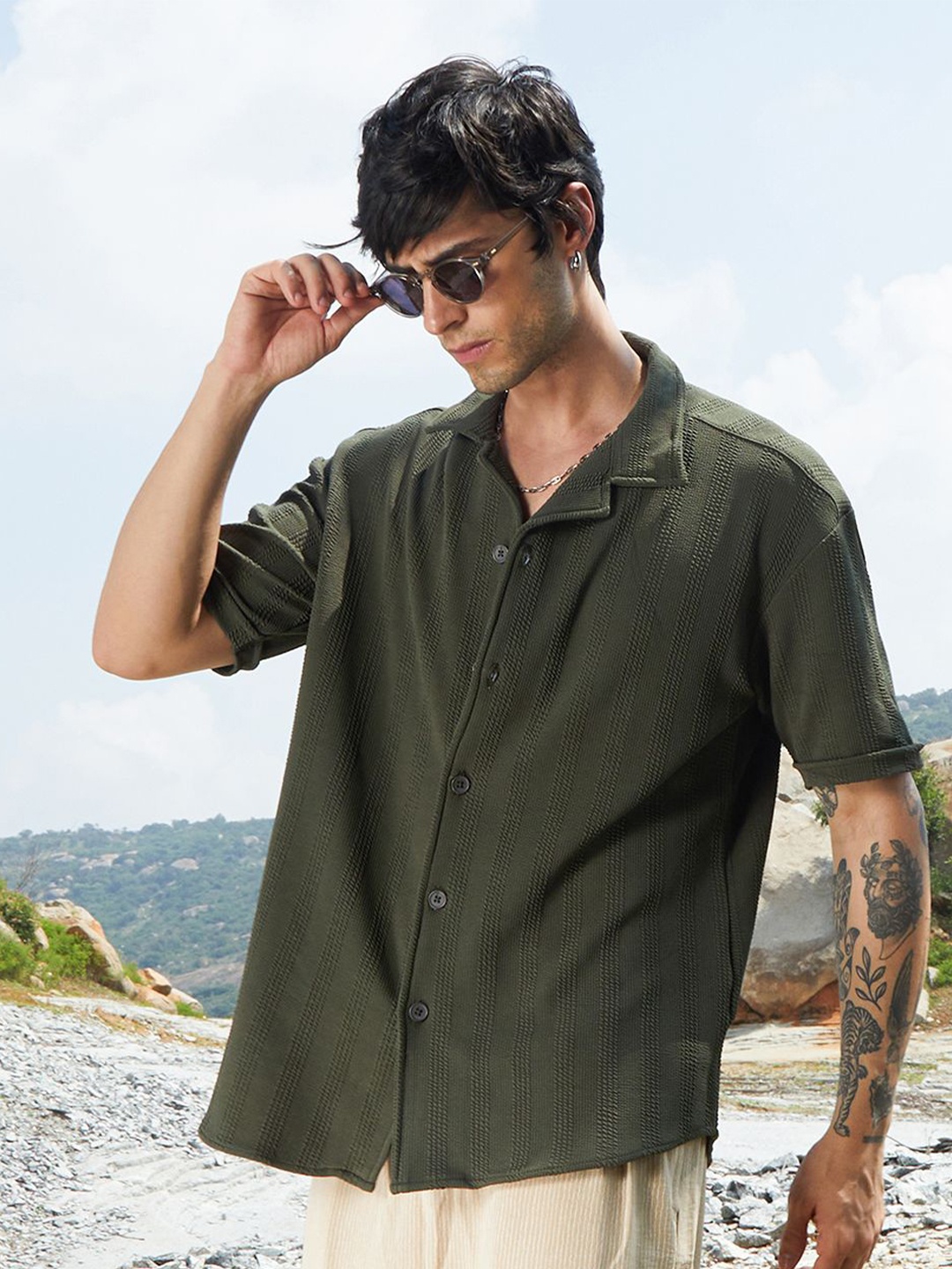 

Campus Sutra Men Comfort Opaque Casual Shirt, Green