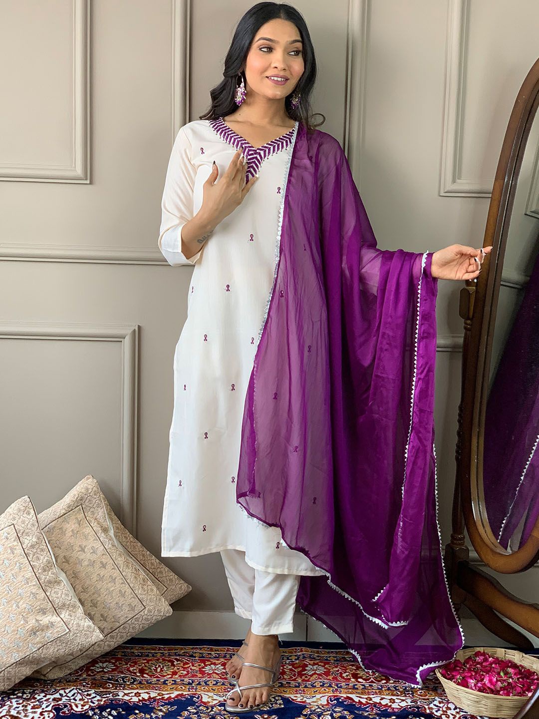 

KALINI Women Ethnic Motifs Embroidered Regular Gotta Patti Kurta with Trousers & With Dupatta, White