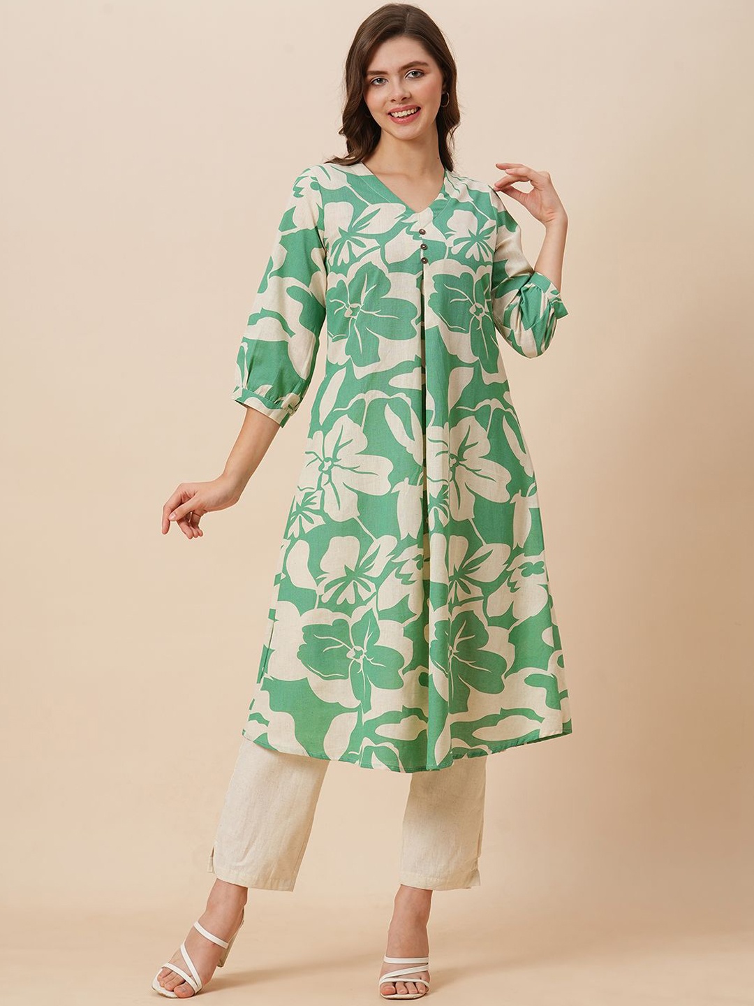 

INDYES Floral Printed Pleated Pure Cotton Anarkali Kurta With Trouser, Sea green