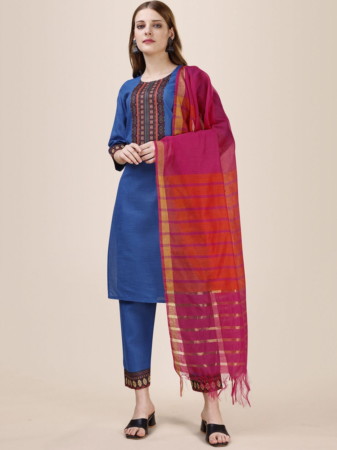 

Sidhidata Geometric Printed Round Neck Regular Kurta With Trouser With Dupatta, Navy blue