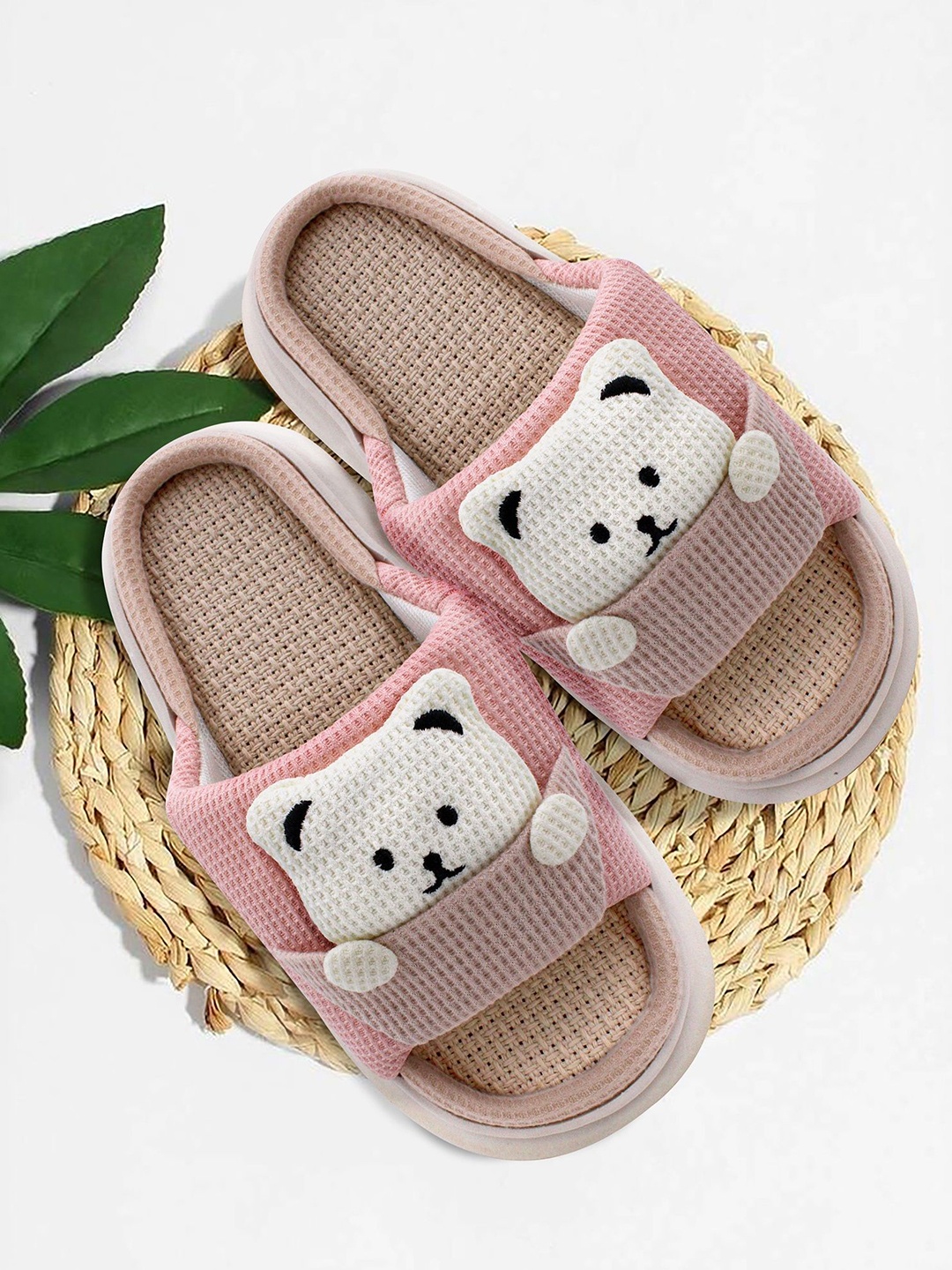

JENNA Women Colourblocked Room Slippers, Pink