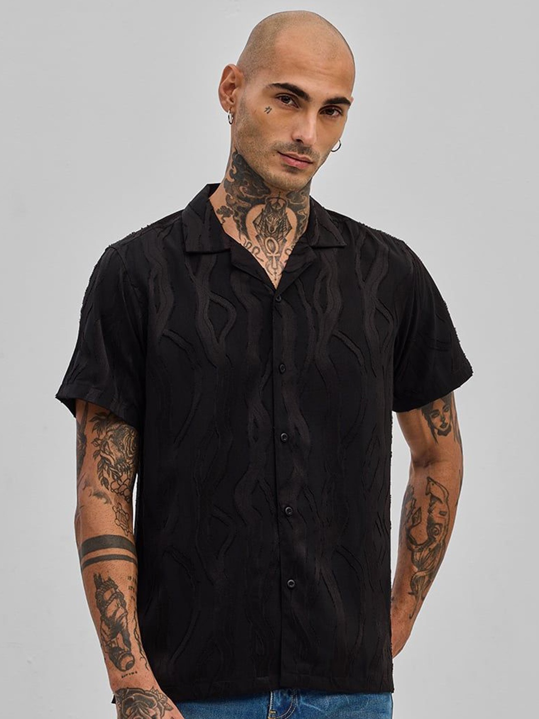 

Snitch Men Smart Slim Fit Self-Design Casual Shirt, Black