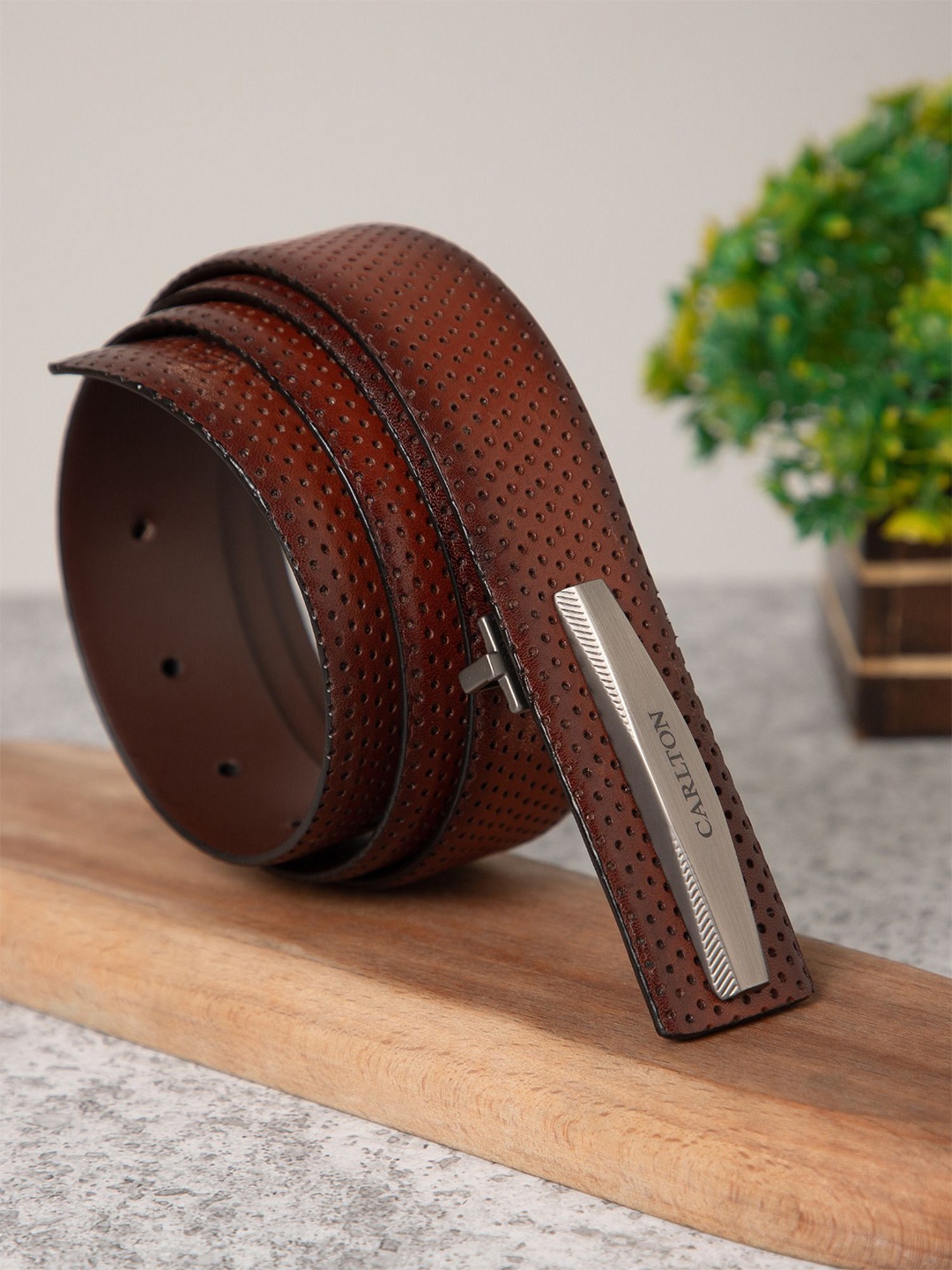 

Carlton London Men Textured Leather Belt, Brown