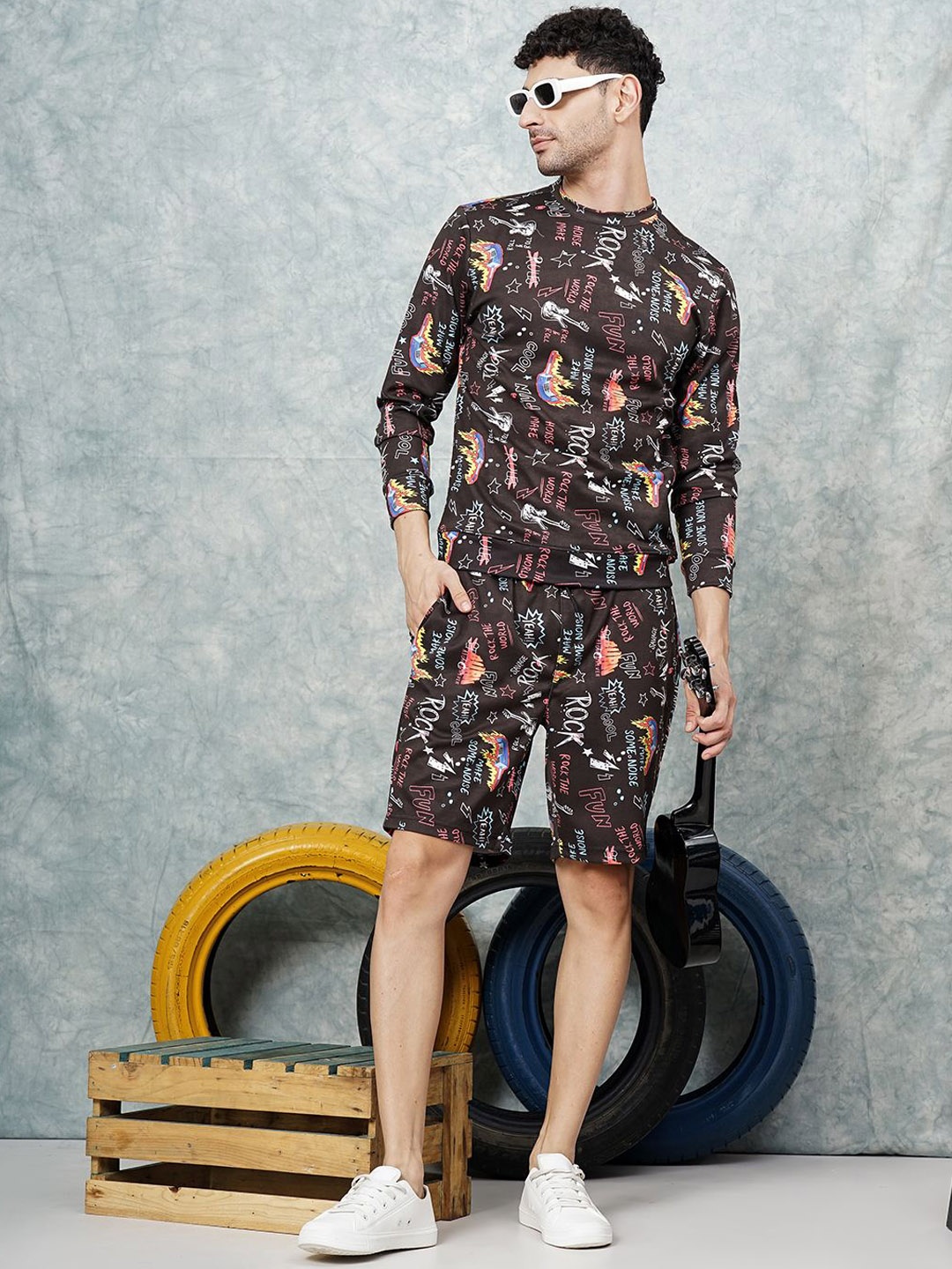 

The Indian Garage Co Abstract Printed Sweatshirt & Shorts Co-Ords, Black