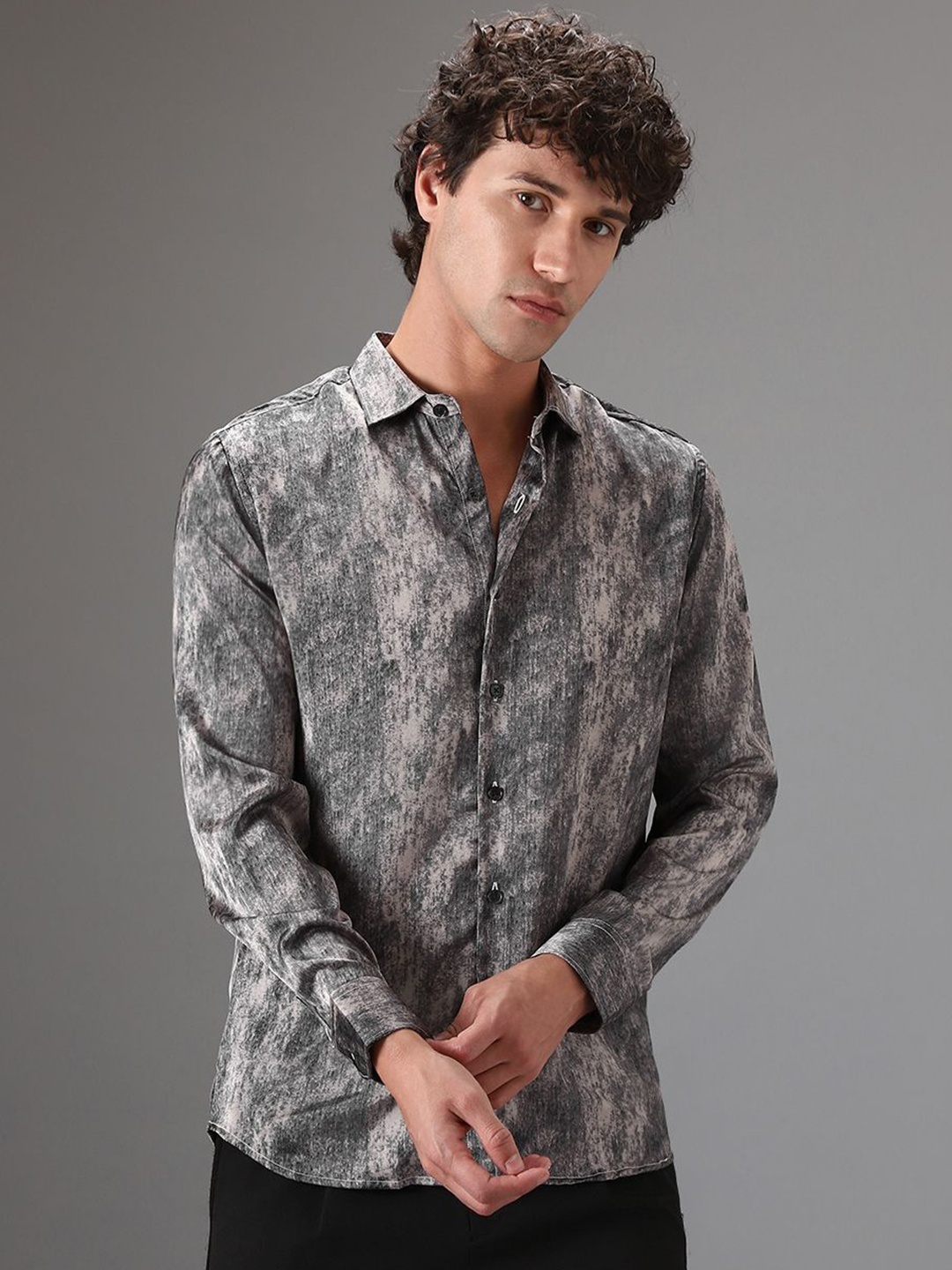 

Banana Club Men Classic Slim Fit Opaque Printed Casual Shirt, Grey