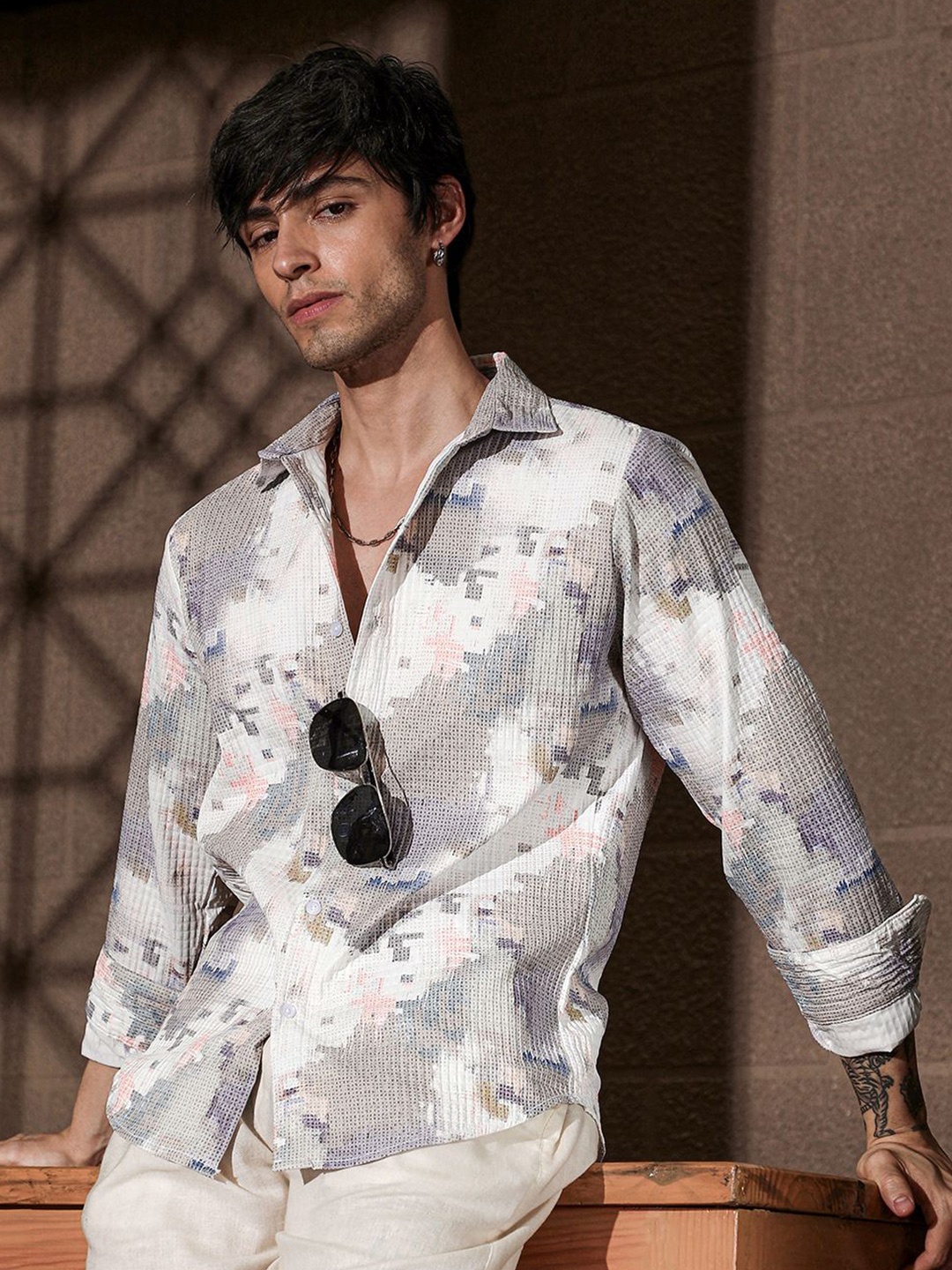 

Campus Sutra Men Comfort Printed Casual Shirt, Multi