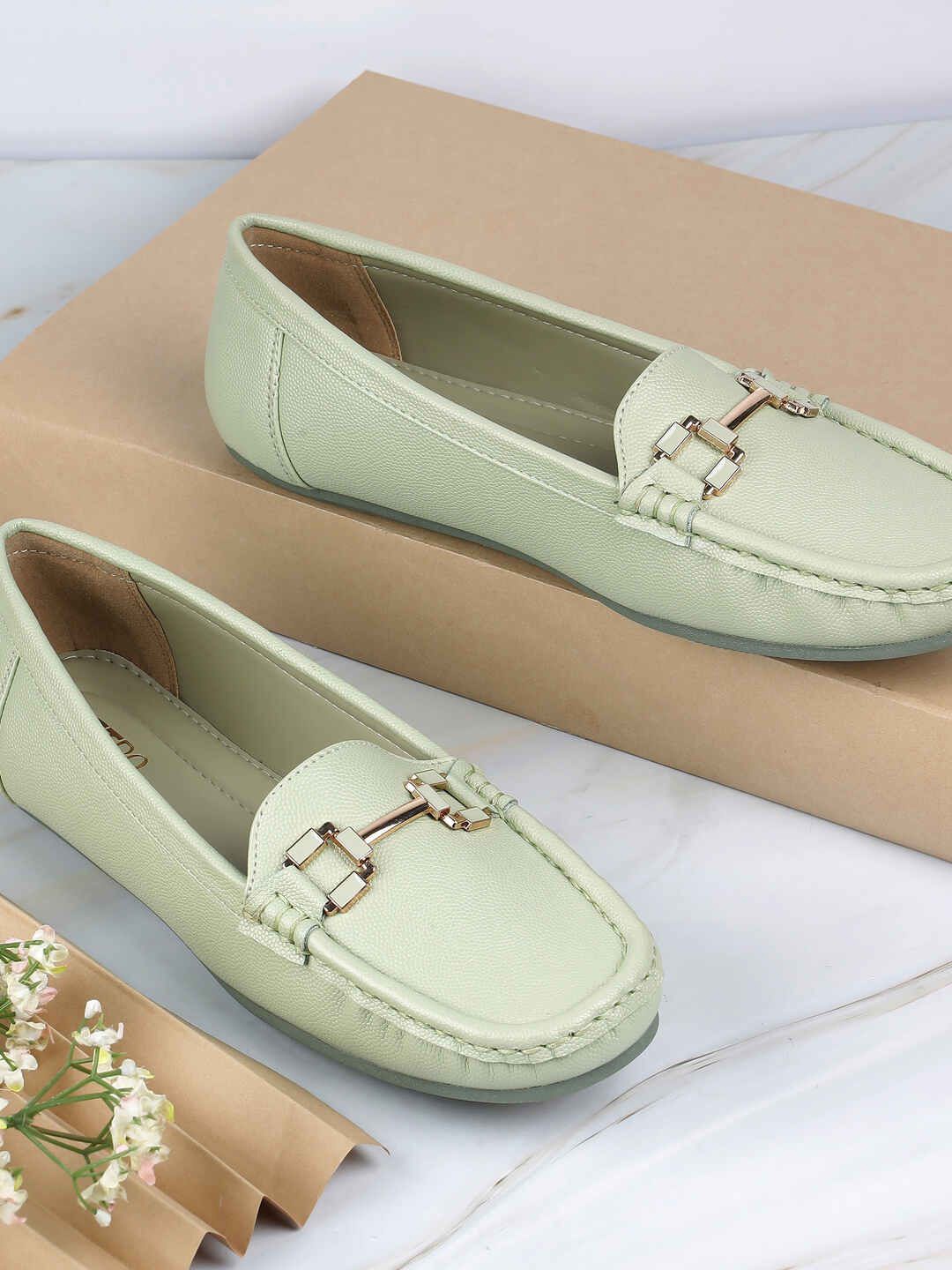 

Metro Women Round Toe Tassels Horsebit Loafers, Green