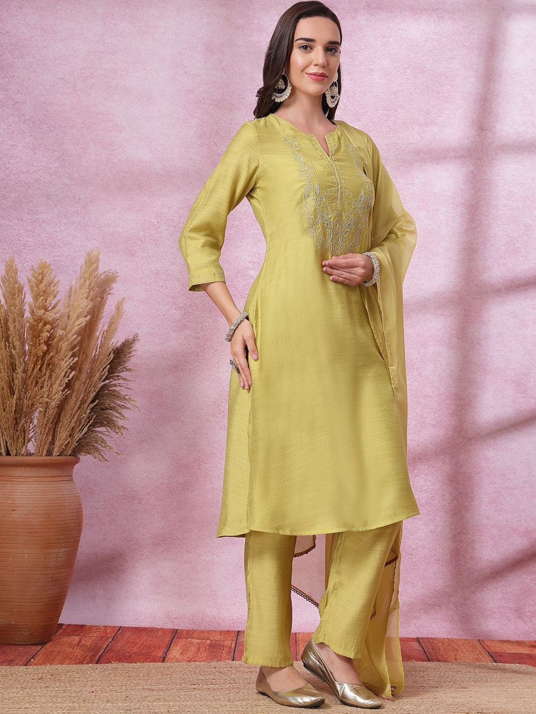 

Nayam By Lakshita Floral Yoke Design Zari Straight Kurta with Trouser & Dupatta, Green