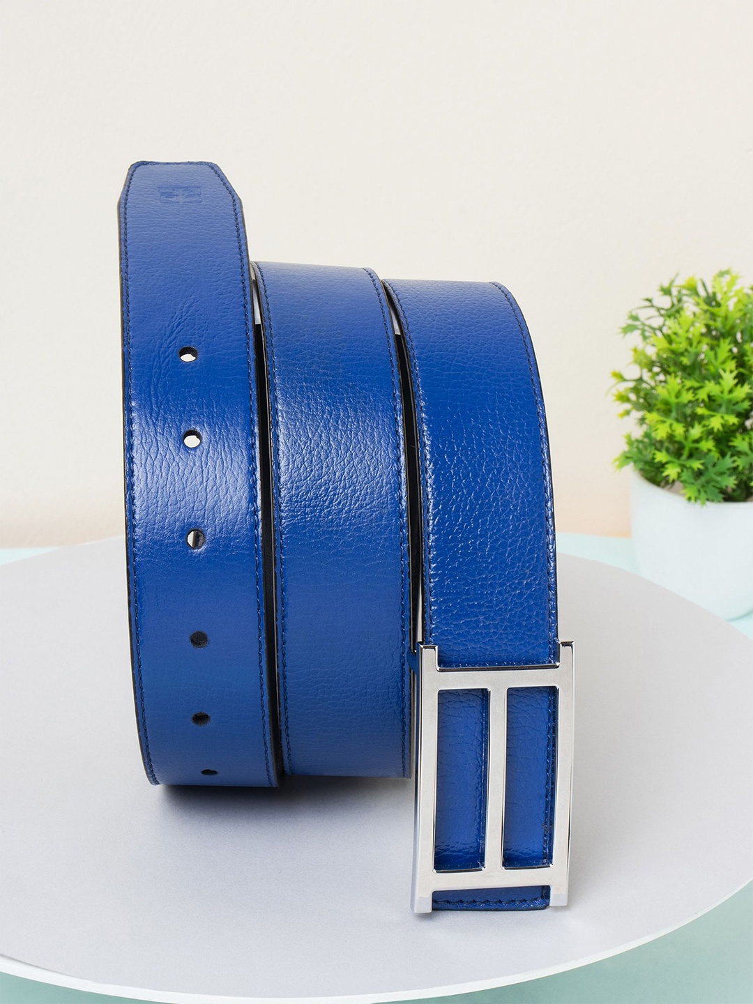 

Carlton London Men Textured Leather Belt, Blue