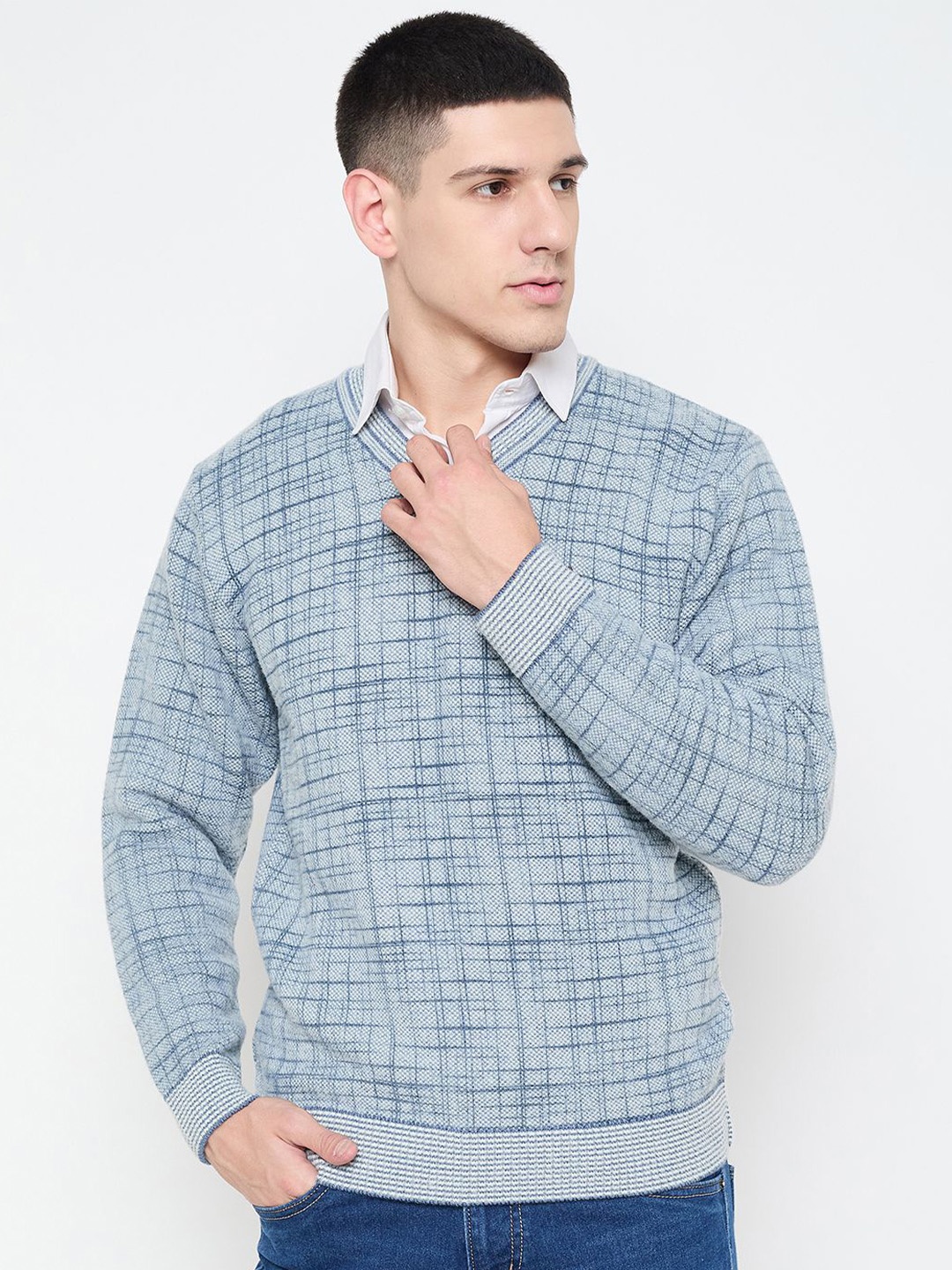 

Duke Men Abstract Printed Pullover Sweaters, Blue