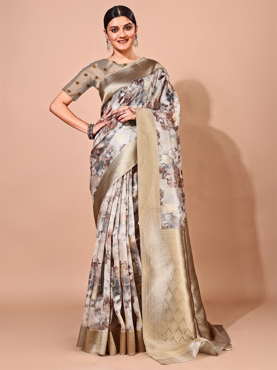 

Avyay Creation Floral Printed Tissue Traditional Banarasi Saree, White