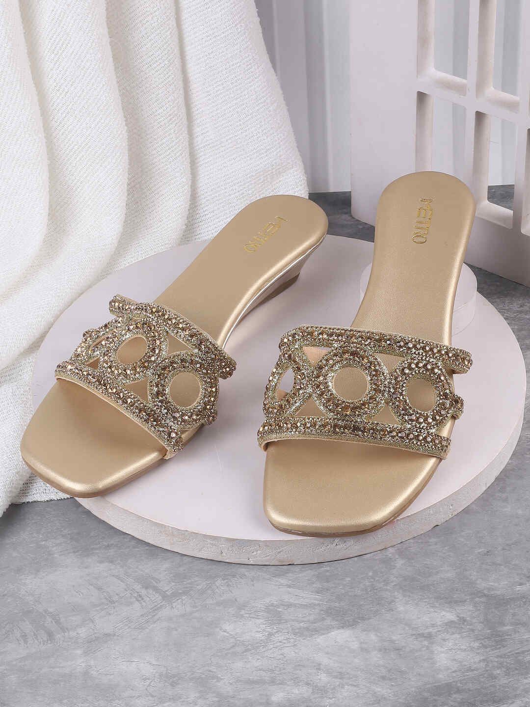 

Metro Women Embellished Square Toe Open Toe Flats, Gold