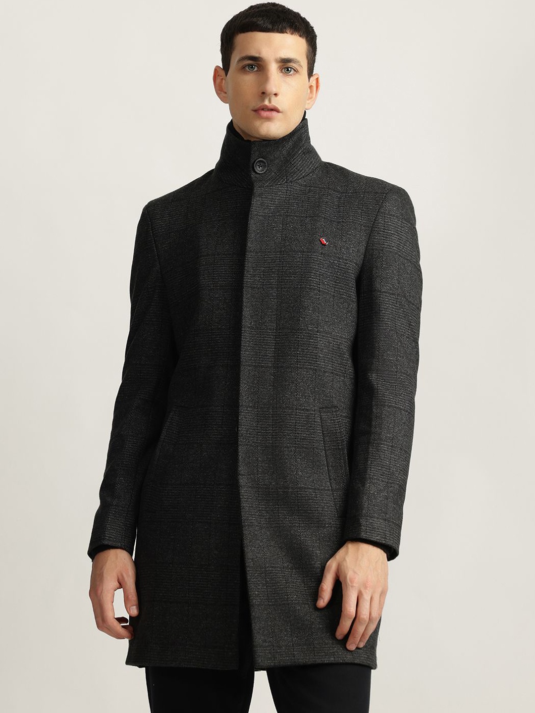 

Iconic Men Checked Stand Collar Overcoat, Black