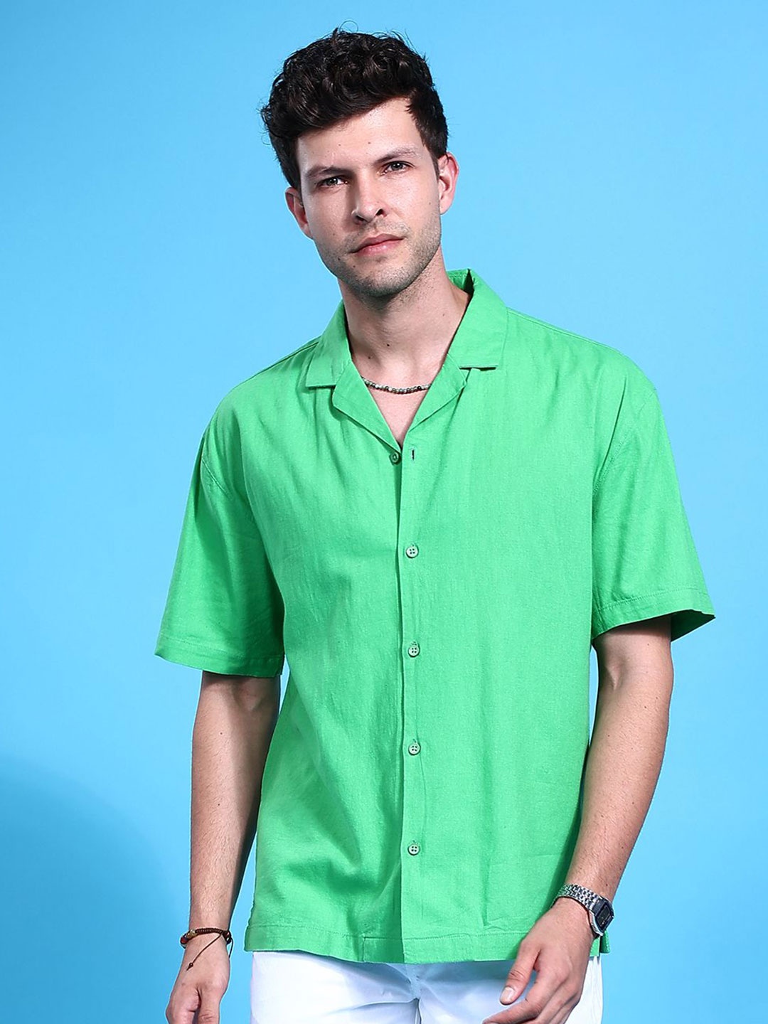 

The Indian Garage Co Men Cuban Collar Relaxed Fit Linen Resortwear Shirt, Green