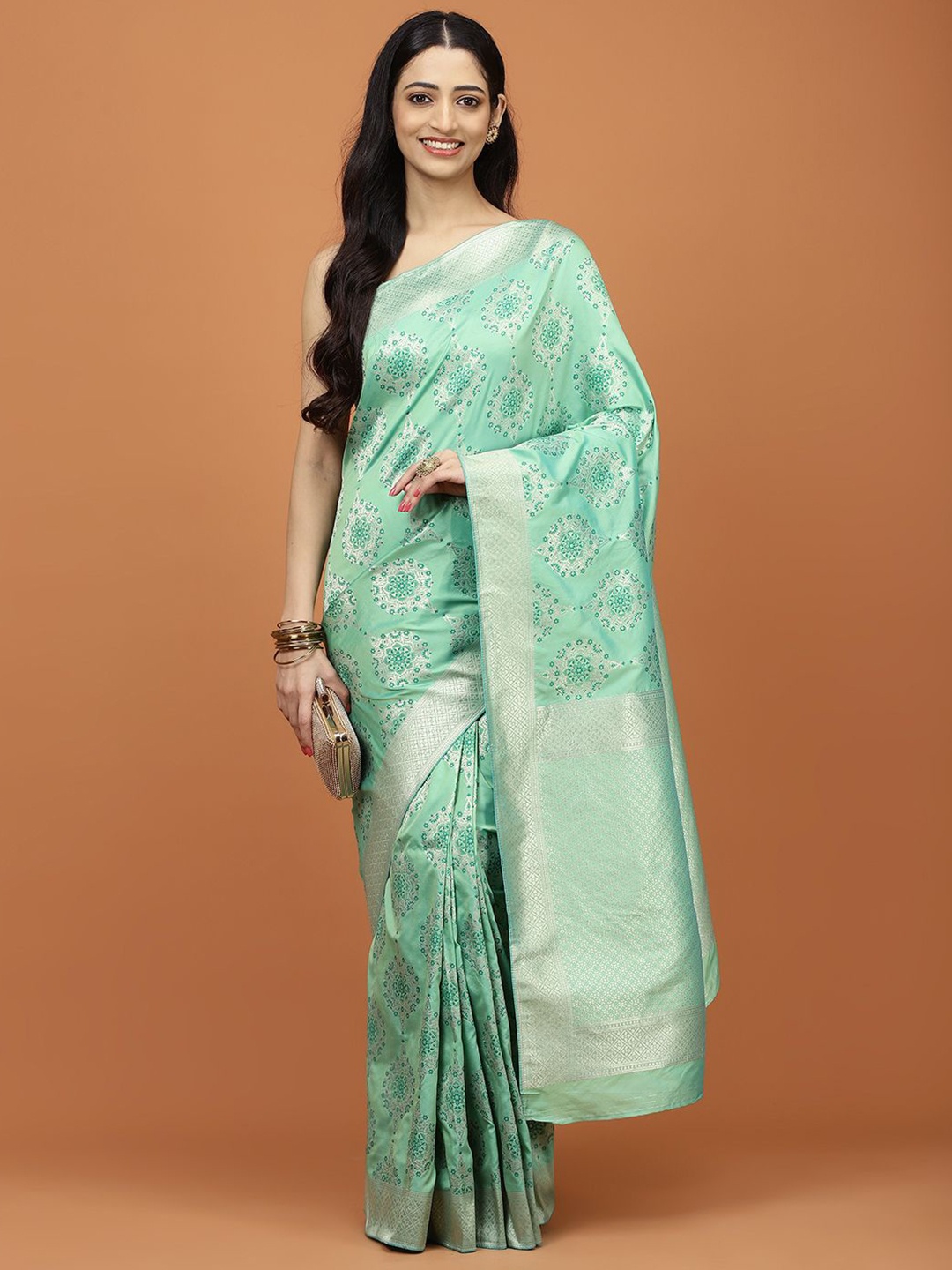 

Meena Bazaar Ethnic Motifs Woven Art Silk Saree, Green