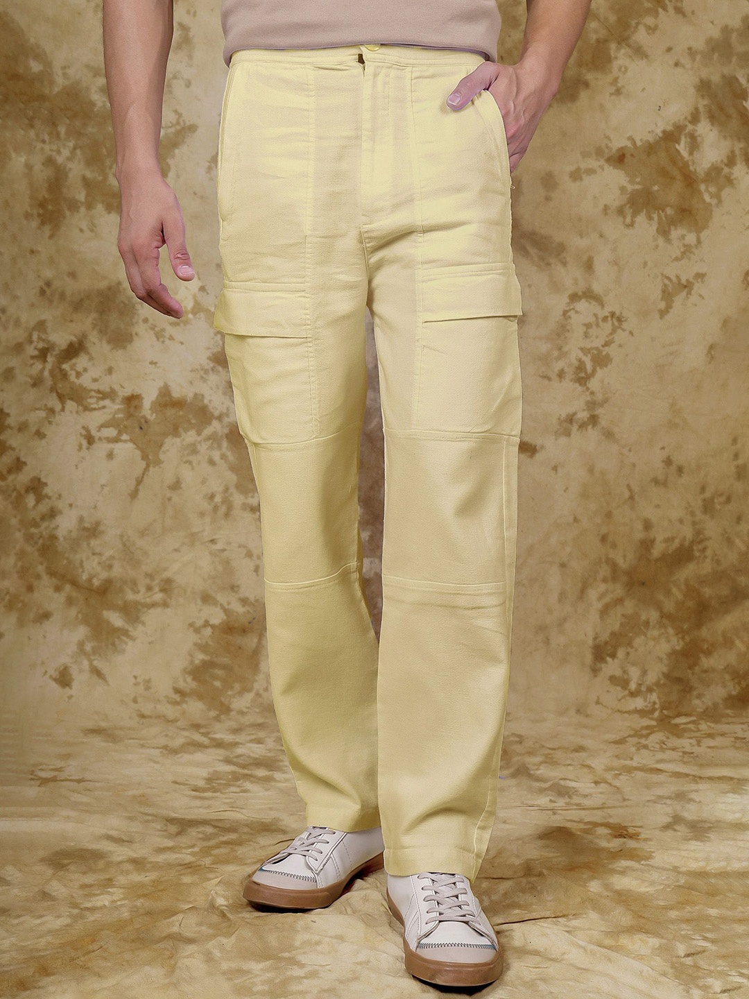 

BLUEBIRD Men Cotton Smart Mid-Rise Loose Fit Cargos Trousers, Beige