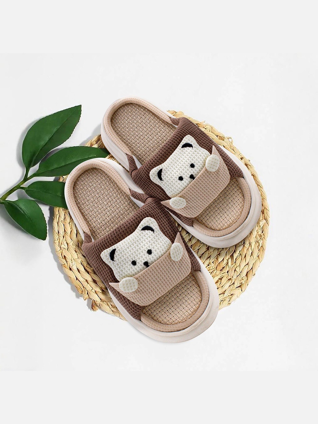 

JENNA Women Room Slippers, Brown