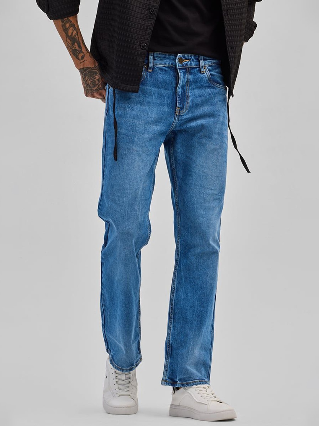 

Snitch Men Classic Bootcut Light Fade Stretchable Jeans, Blue