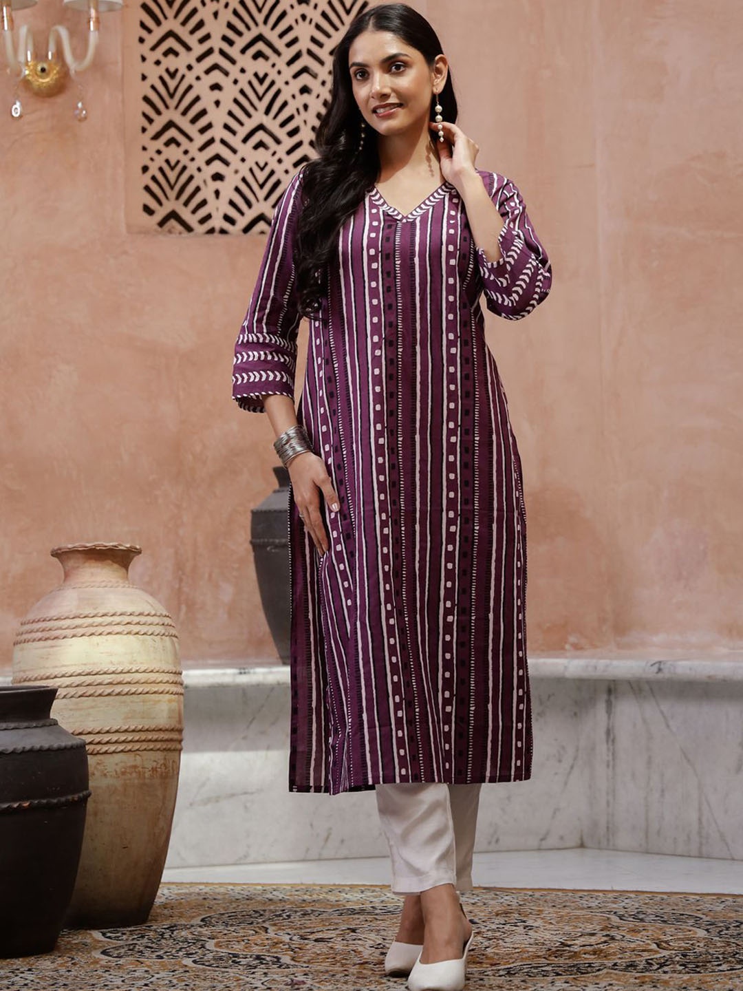 

RangDeep Printed Pure Cotton Kurta, Purple