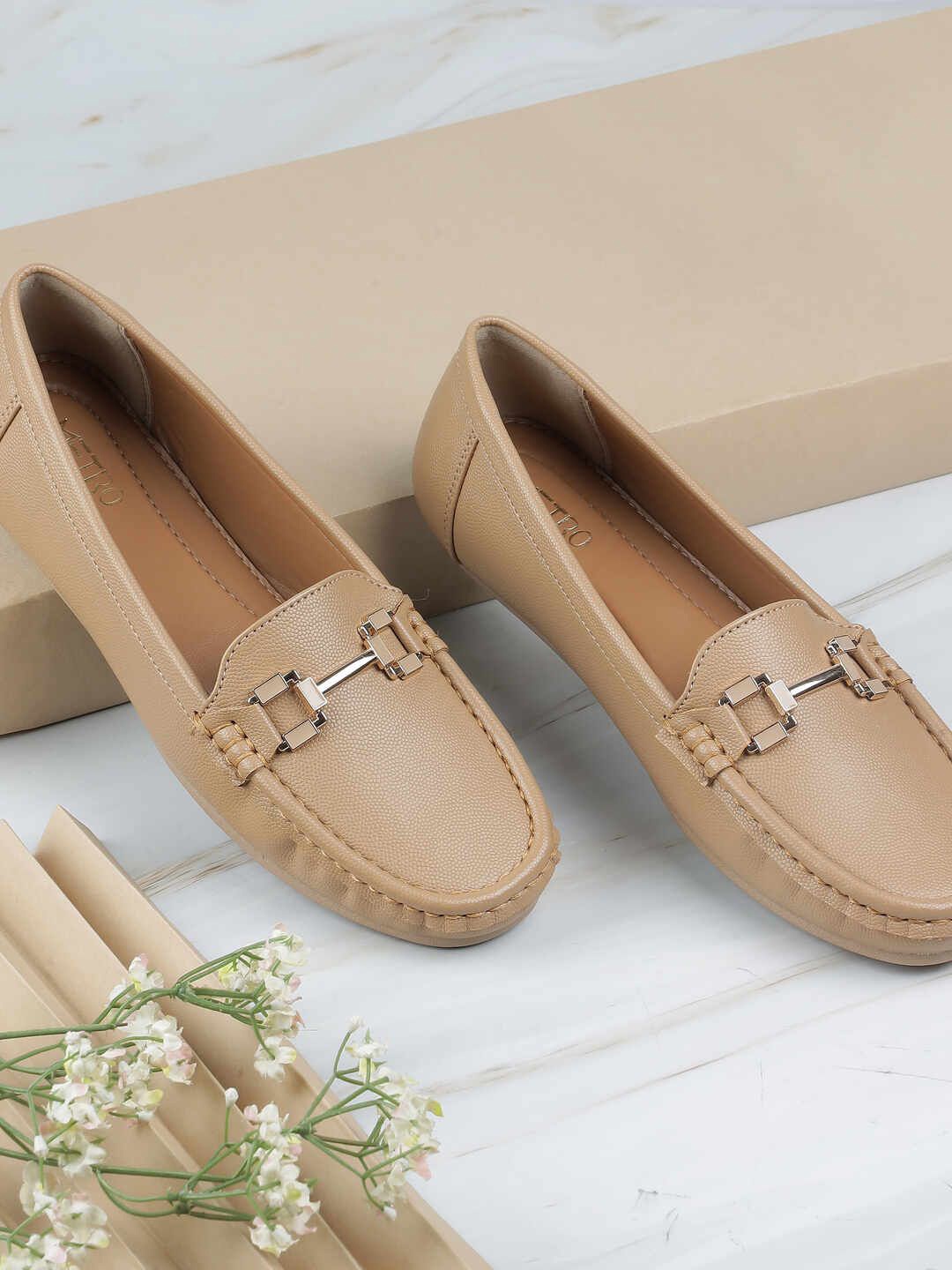 

Metro Women Pointed Toe Horsebit Loafers, Beige