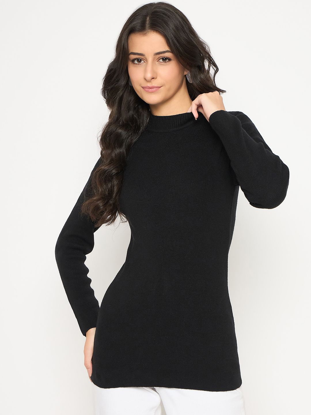 

Madame Women Round Neck Pullover, Black