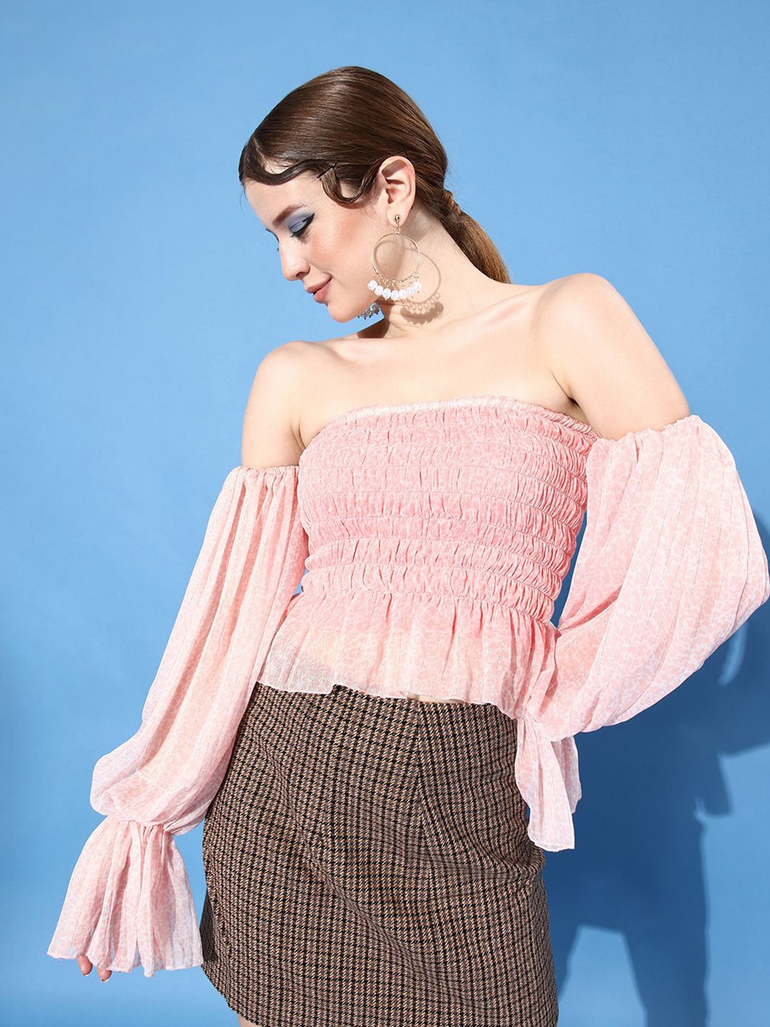 

ANVI Be Yourself Women Off-Shoulder Puff Sleeve Crop Top, Pink