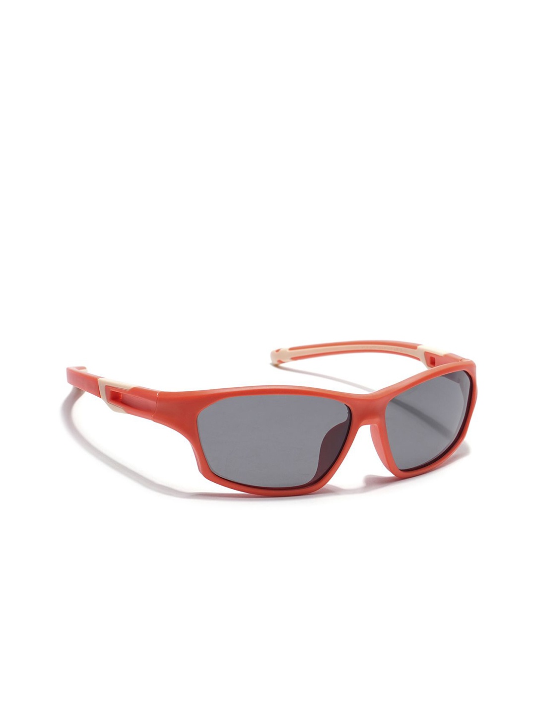 

Voyage Kids Sports Sunglasses with Polarised and UV Protected Lens 704PMG5901, Black