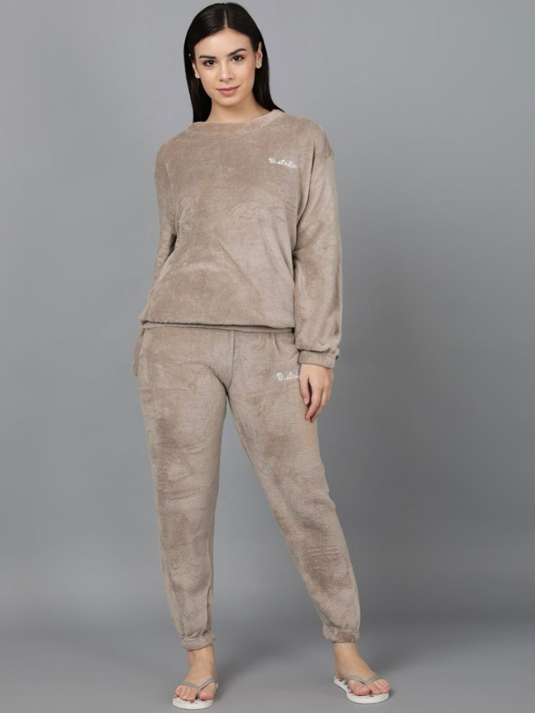 

NEUDIS Women Round Neck Night Suit, Brown